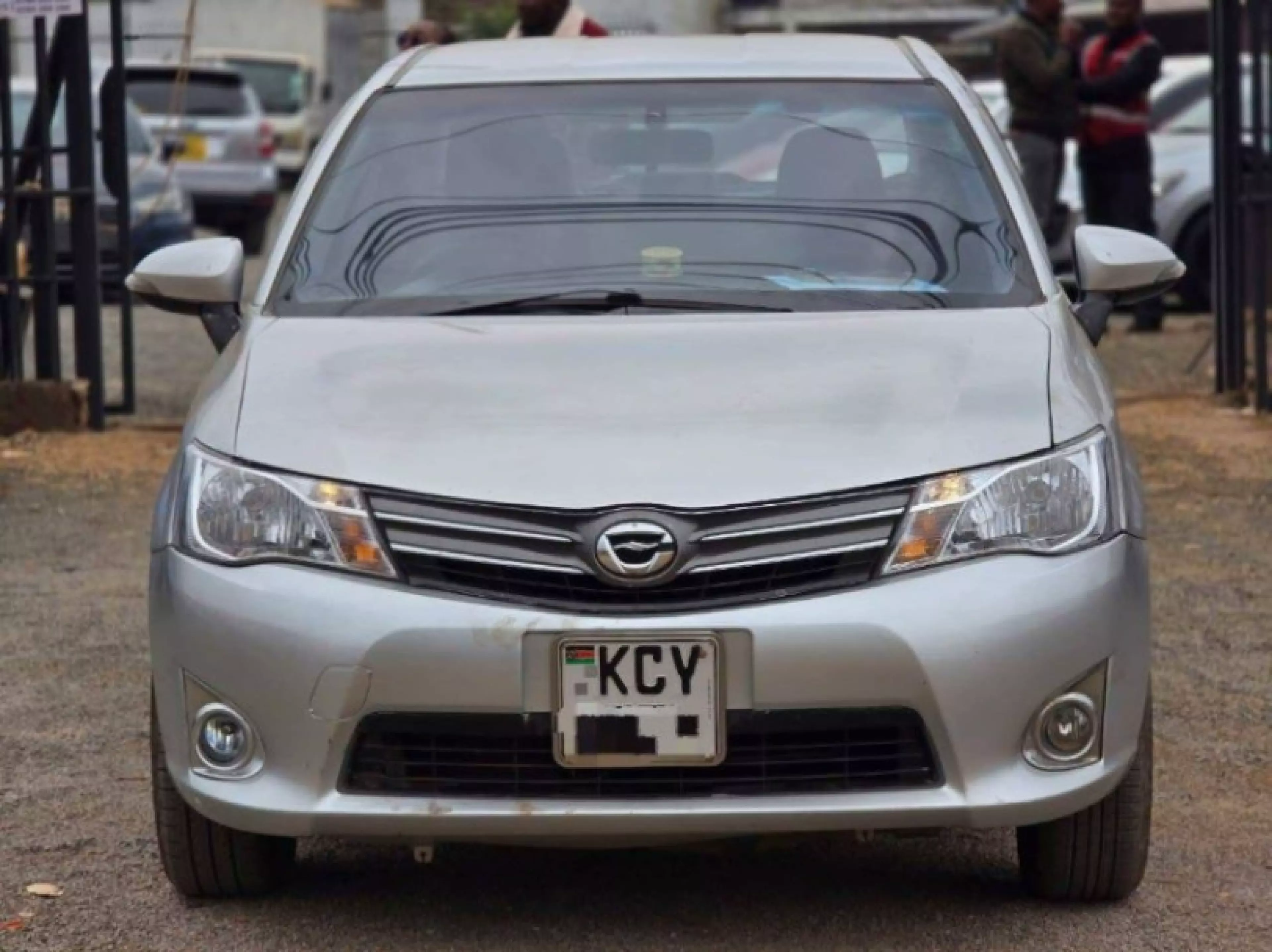 Toyota Axio  - 2013
