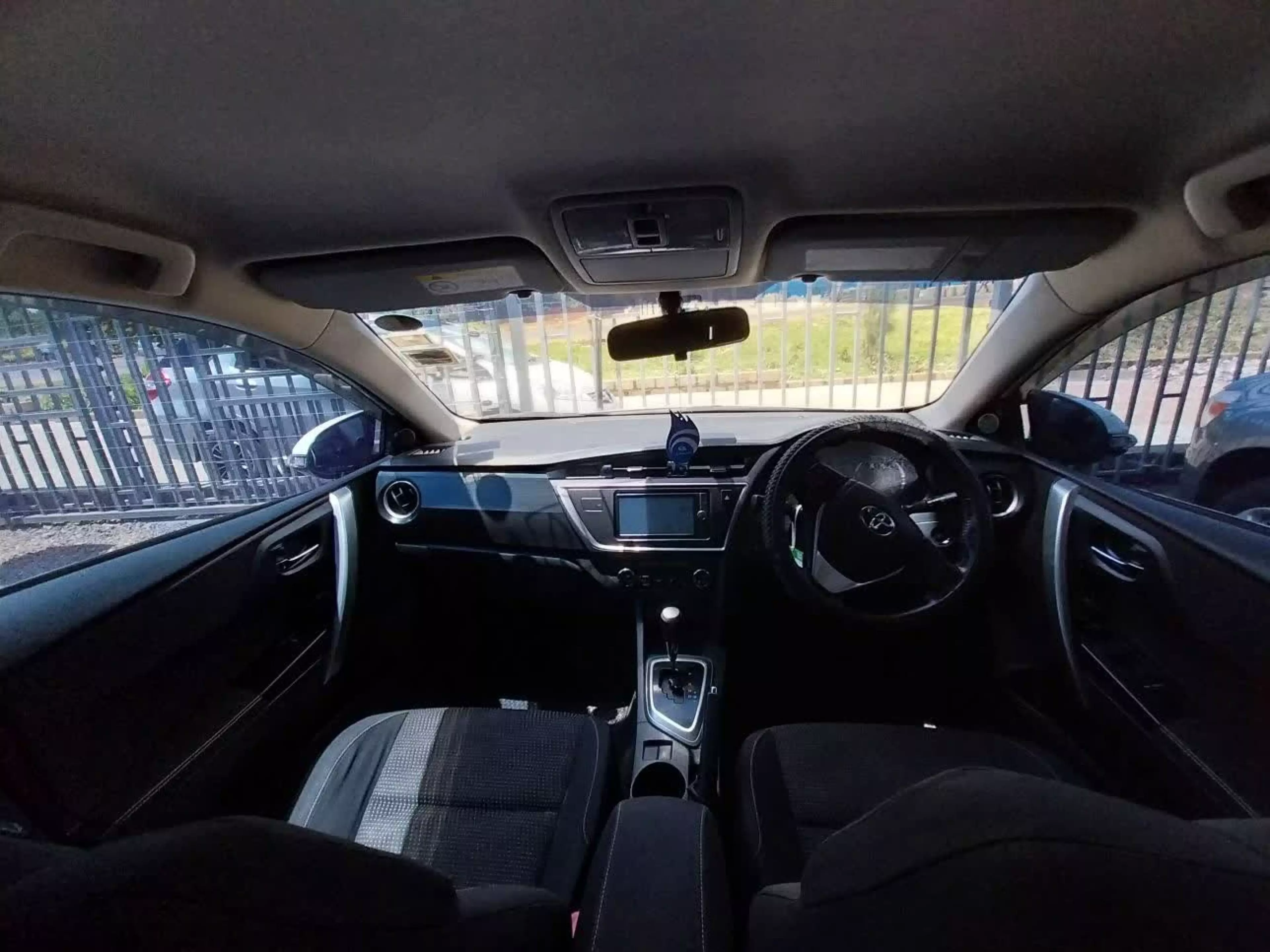 Toyota Auris   - 2013