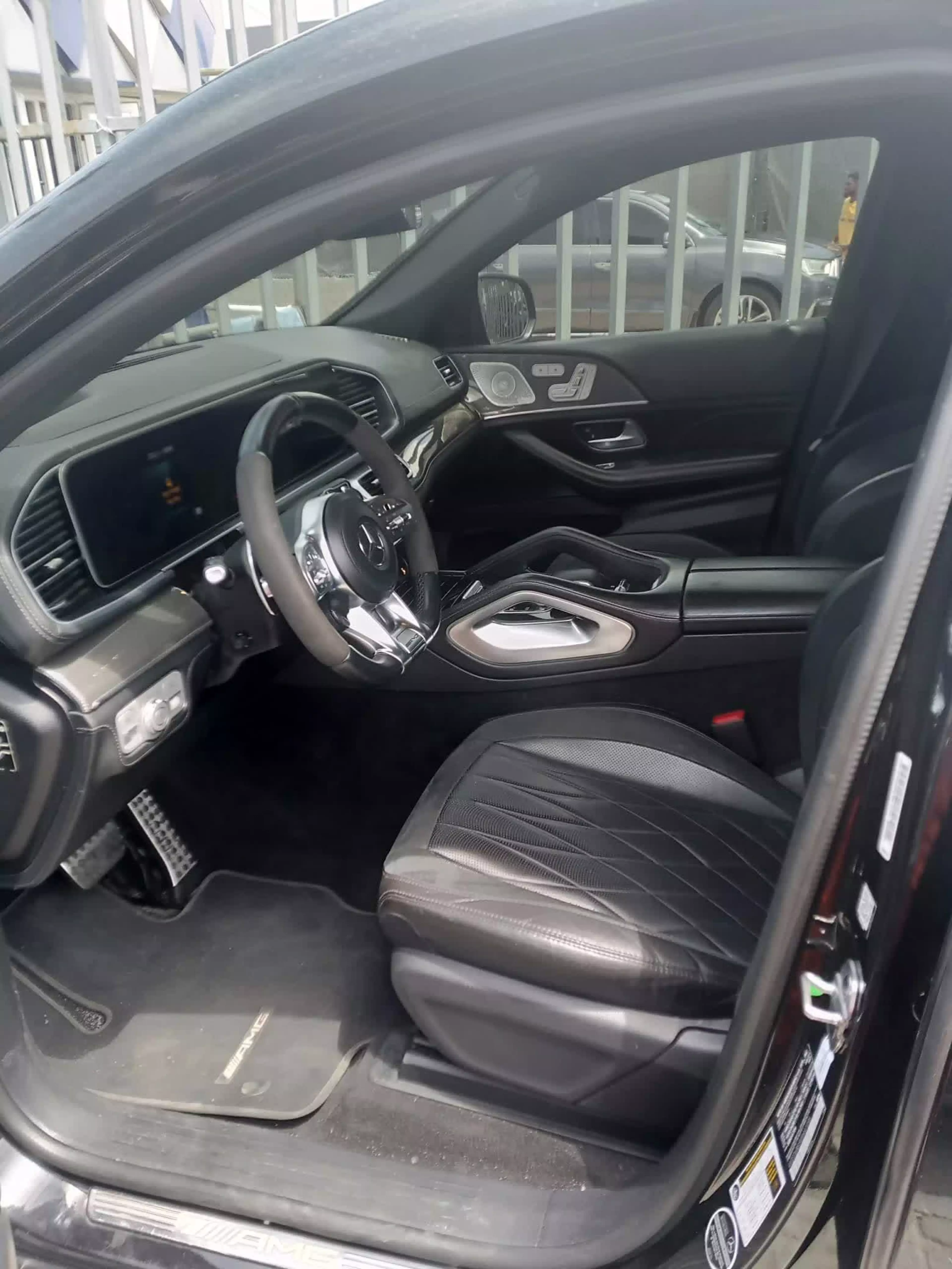 Mercedes-Benz GLE 53 AMG   - 2021
