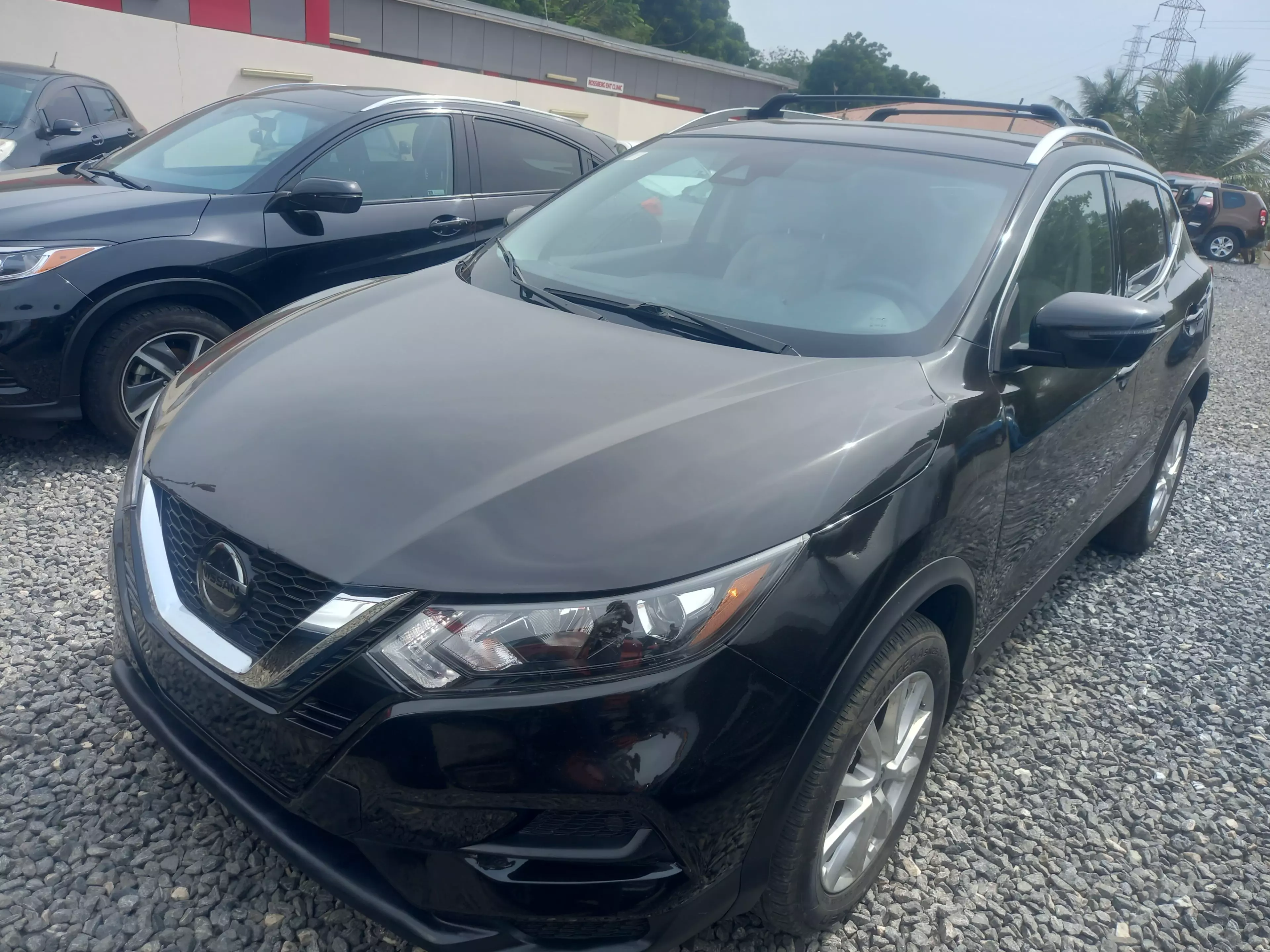 Nissan Rogue   - 2020