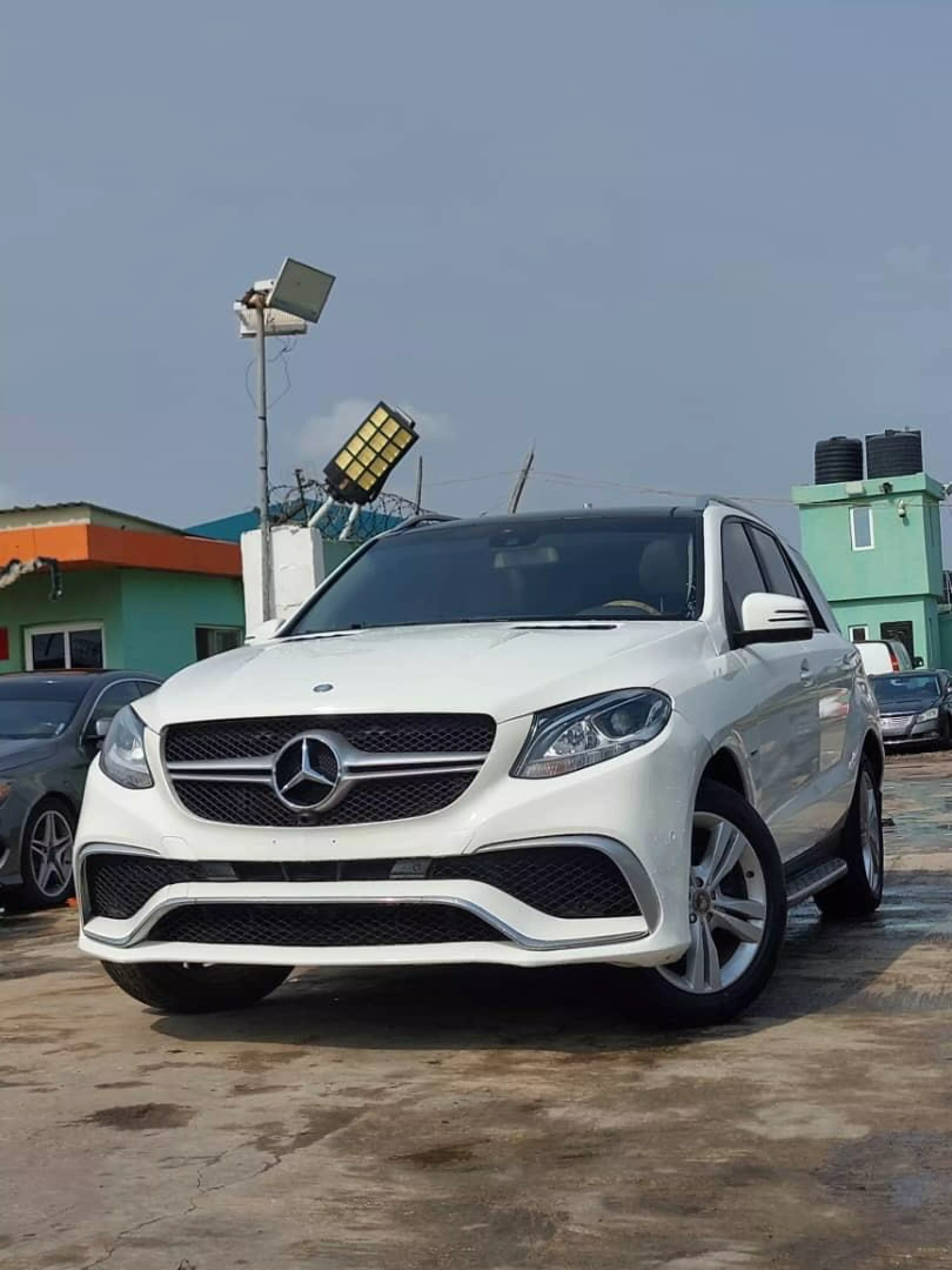 Mercedes-Benz ML 350   - 2012