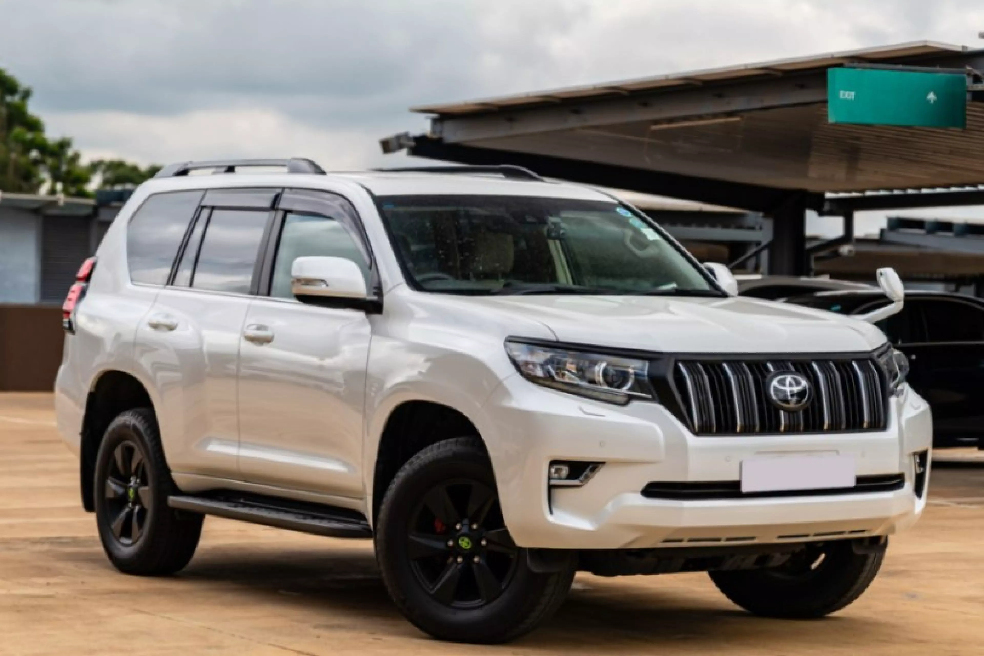 Toyota Land Cruiser Prado TX L - 2020