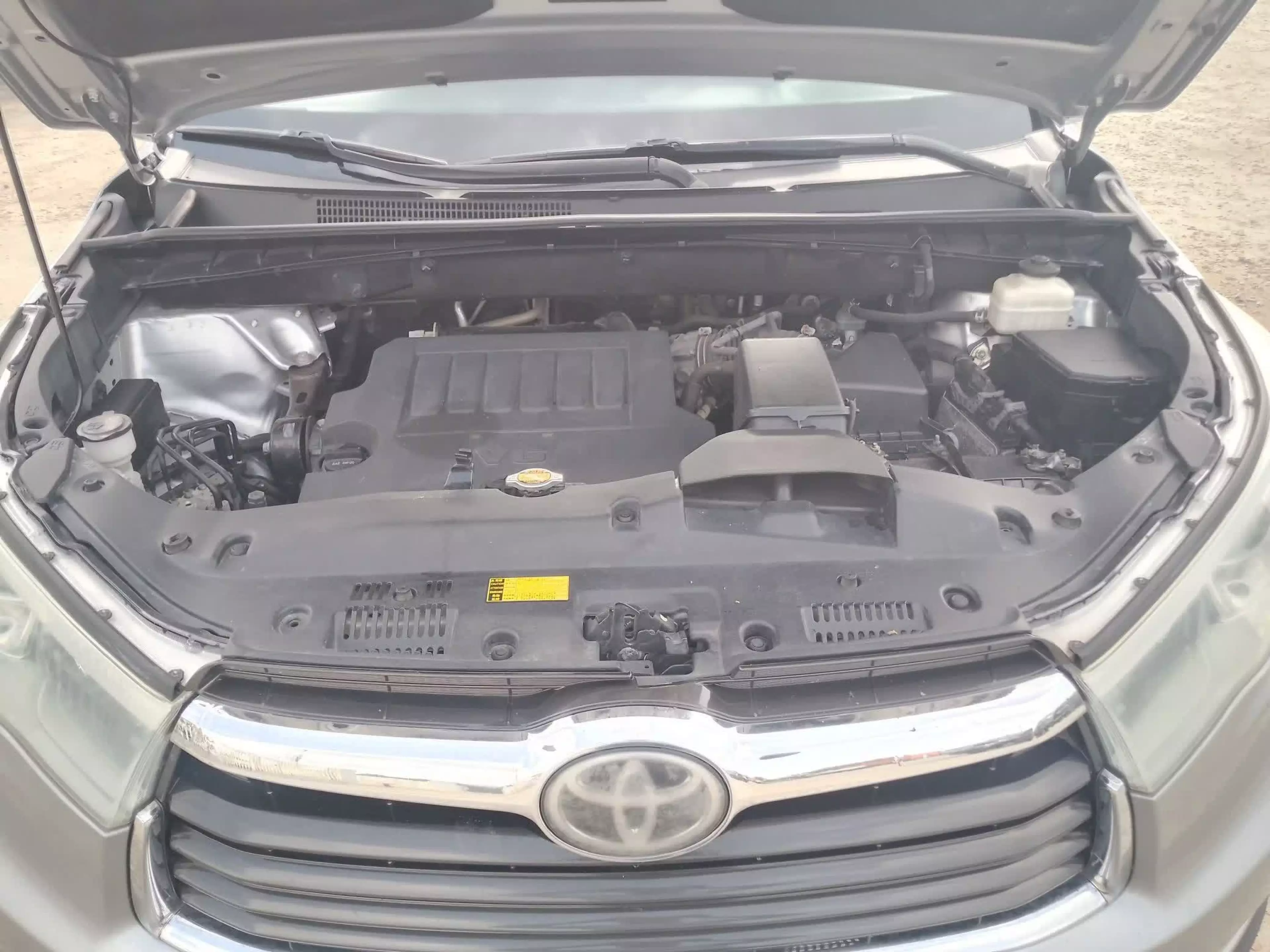 Toyota Highlander   - 2015