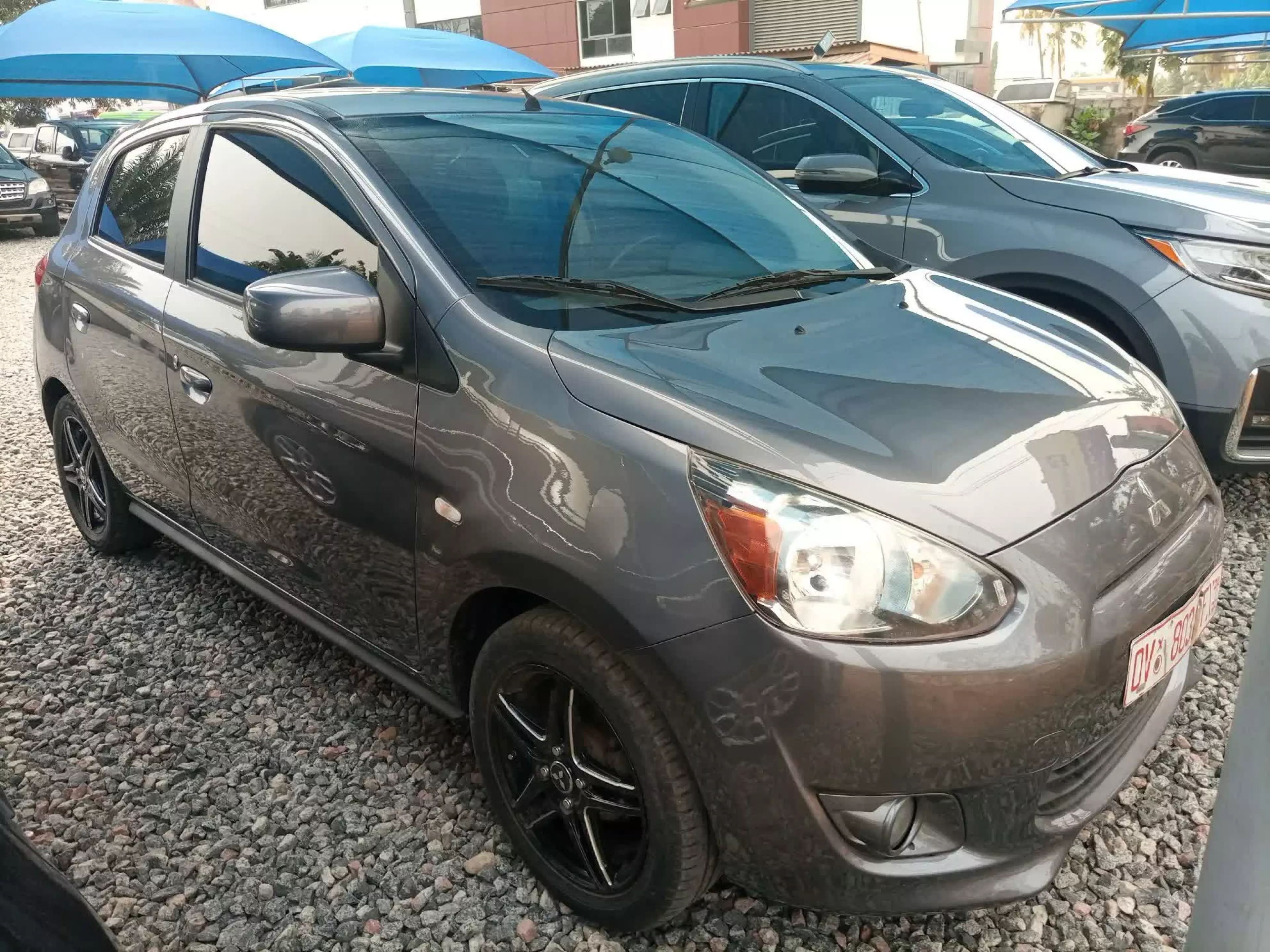 Mitsubishi Mirage - 2020