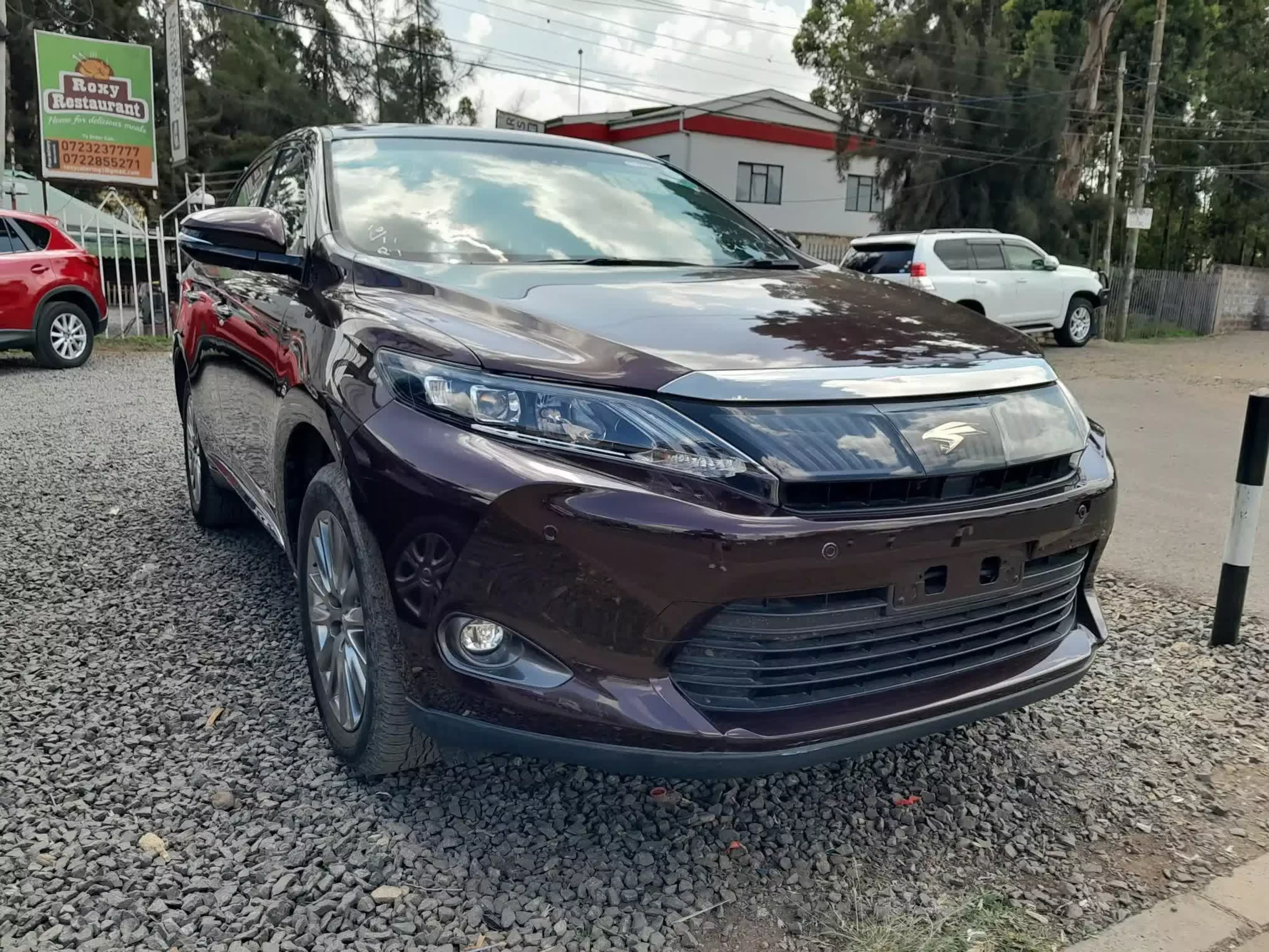 Toyota Harrier - 2015