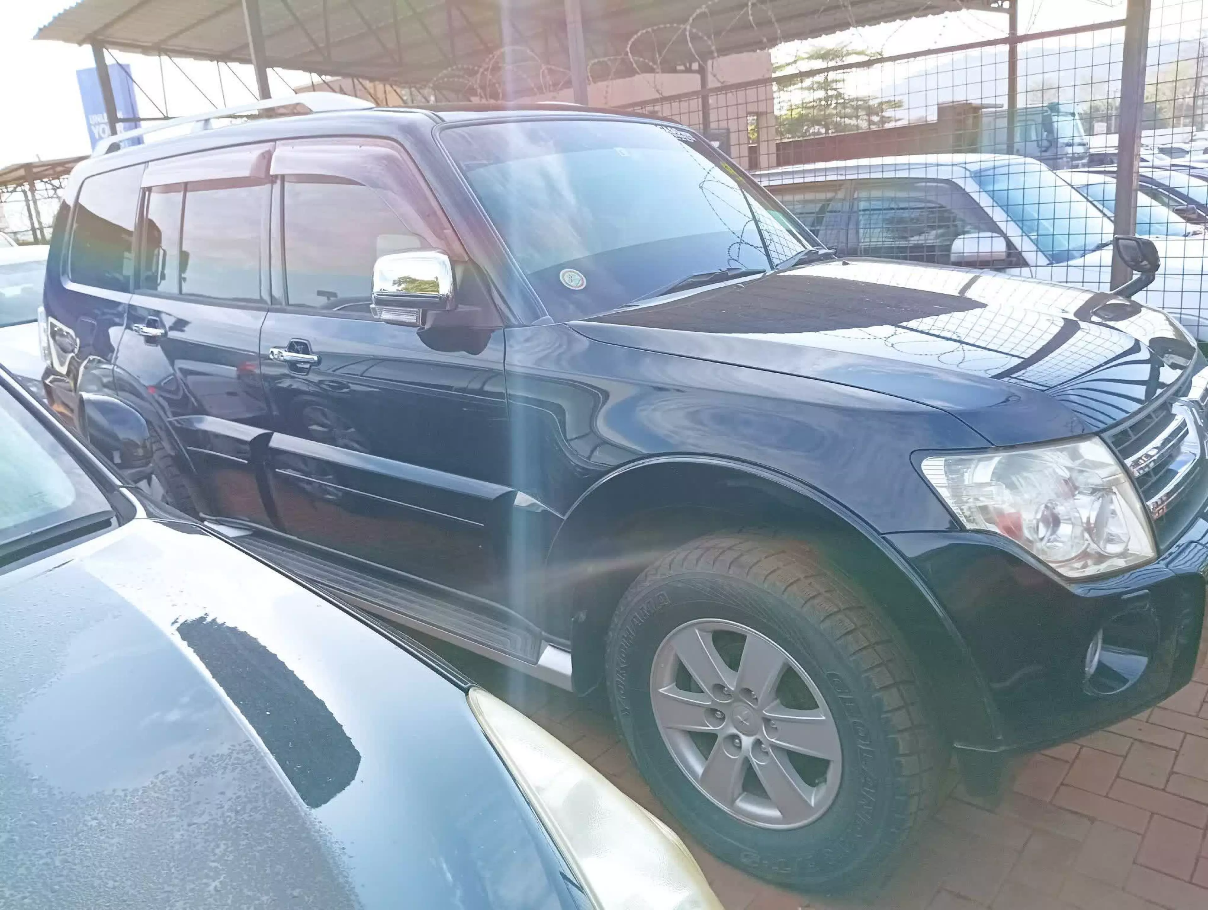 Mitsubishi Pajero - 2009