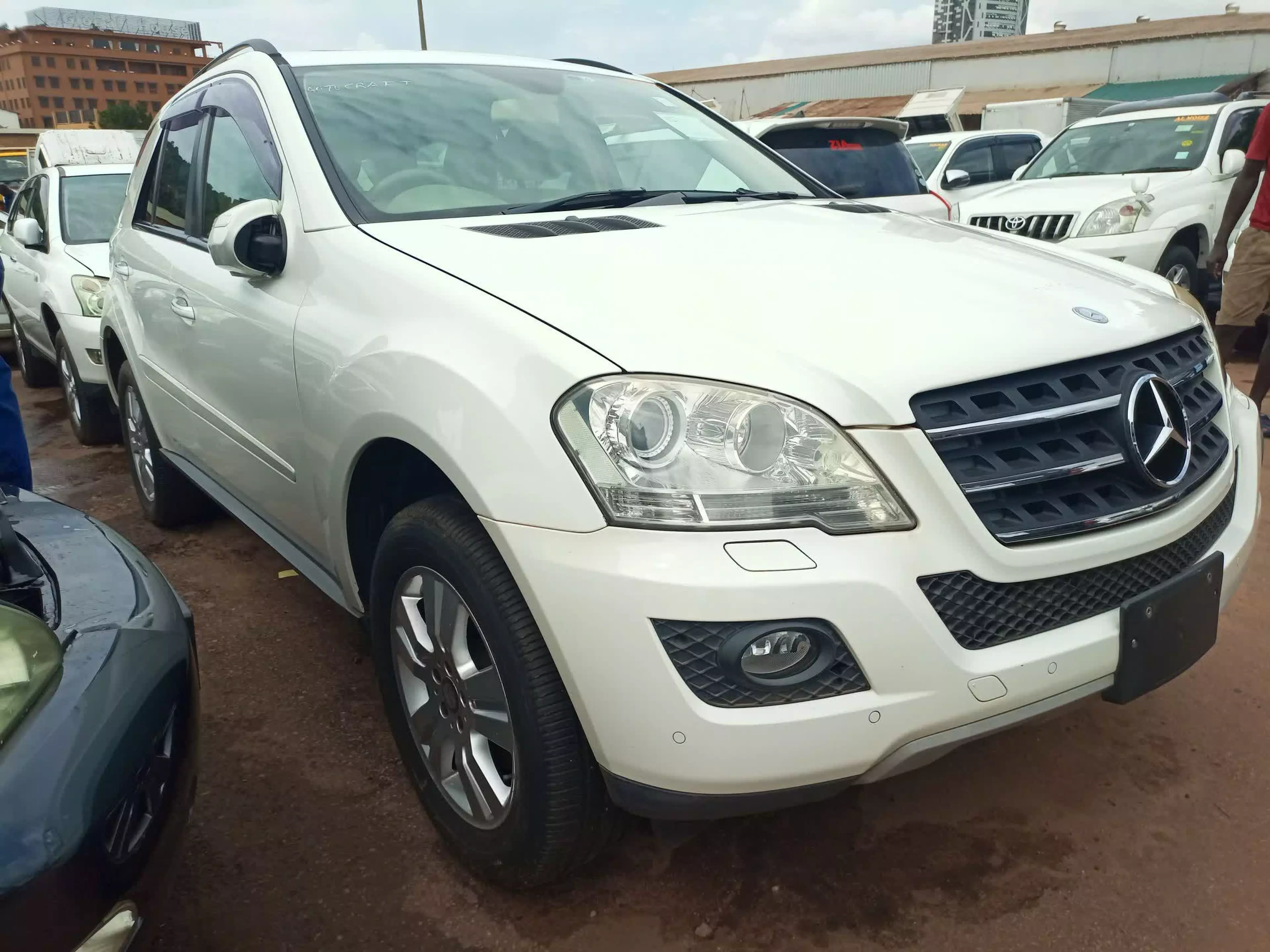 Mercedes-Benz ML 350 - 2010