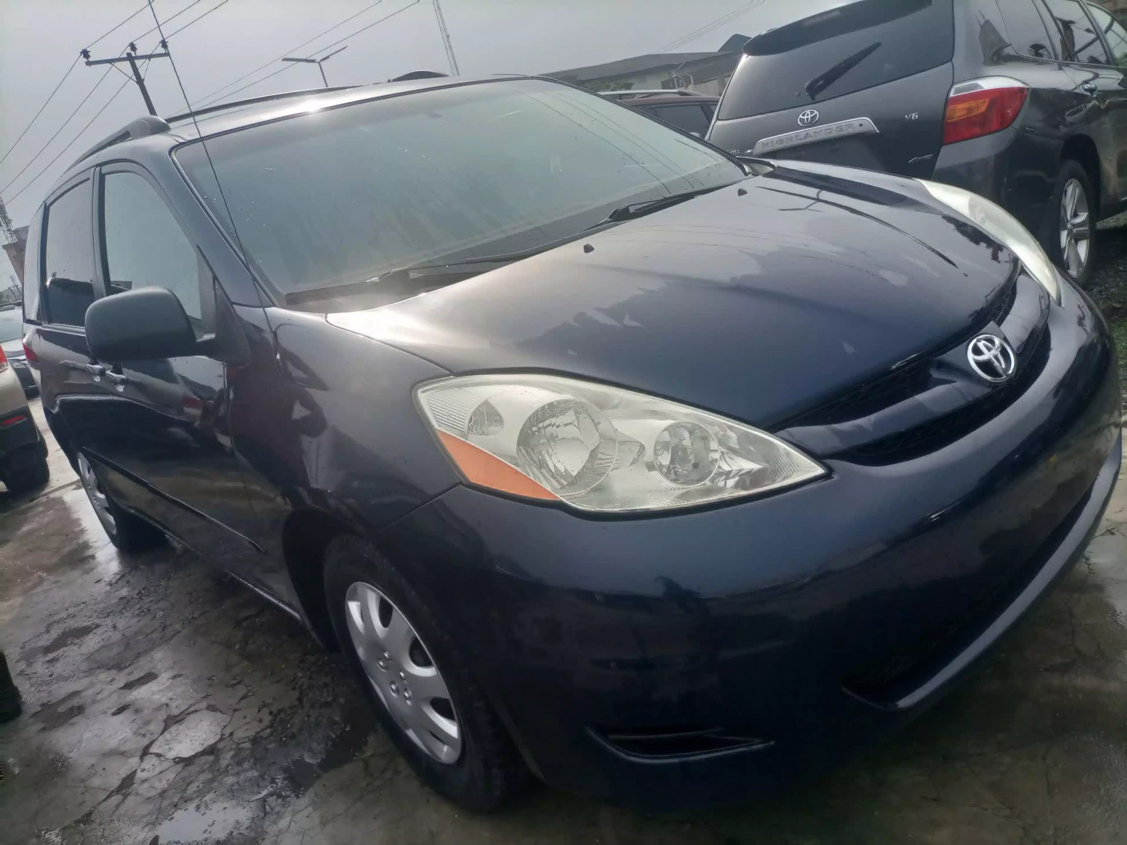 Toyota Sienna - 2007
