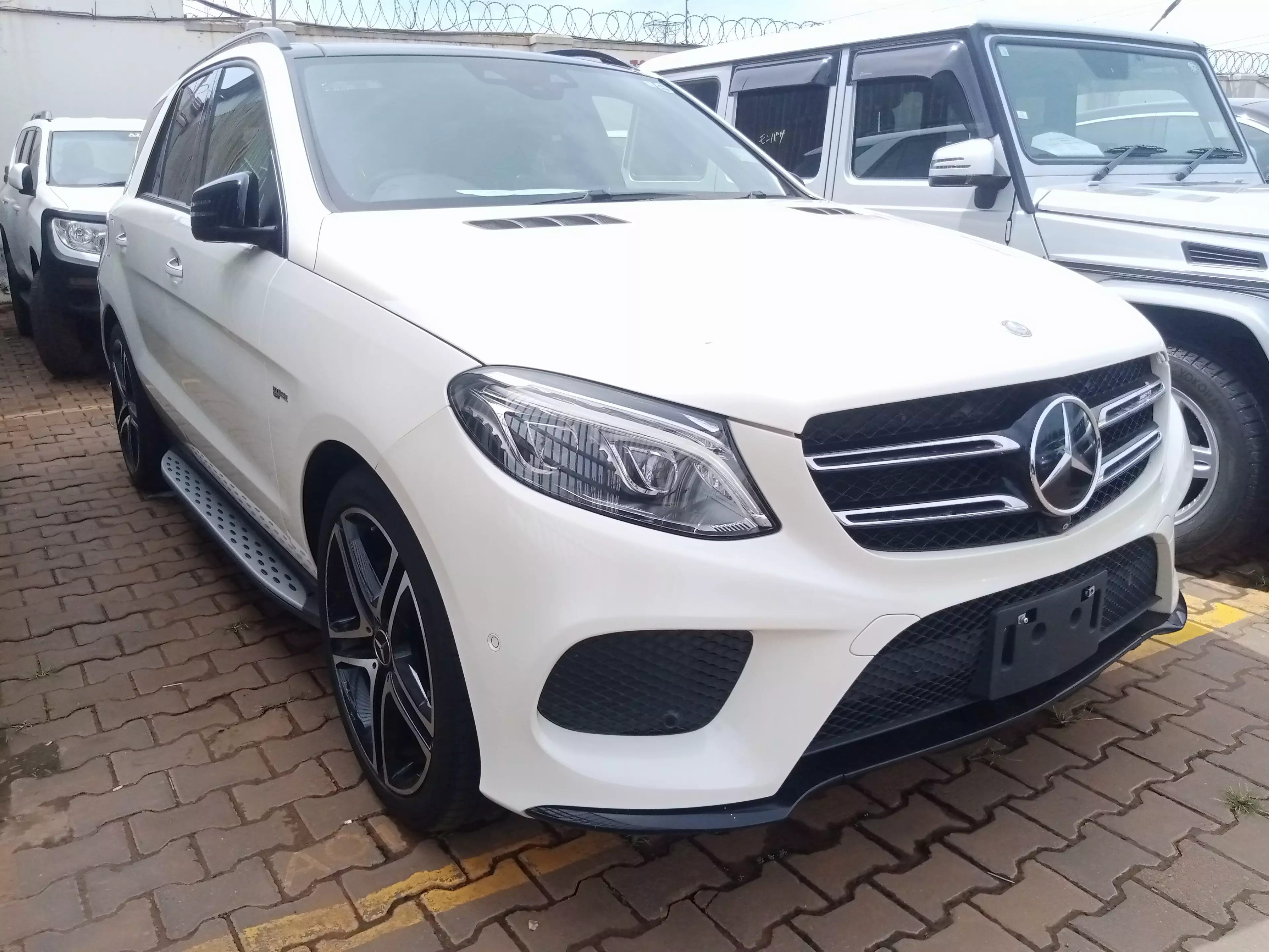 Mercedes-Benz GLE 43 AMG   - 2018