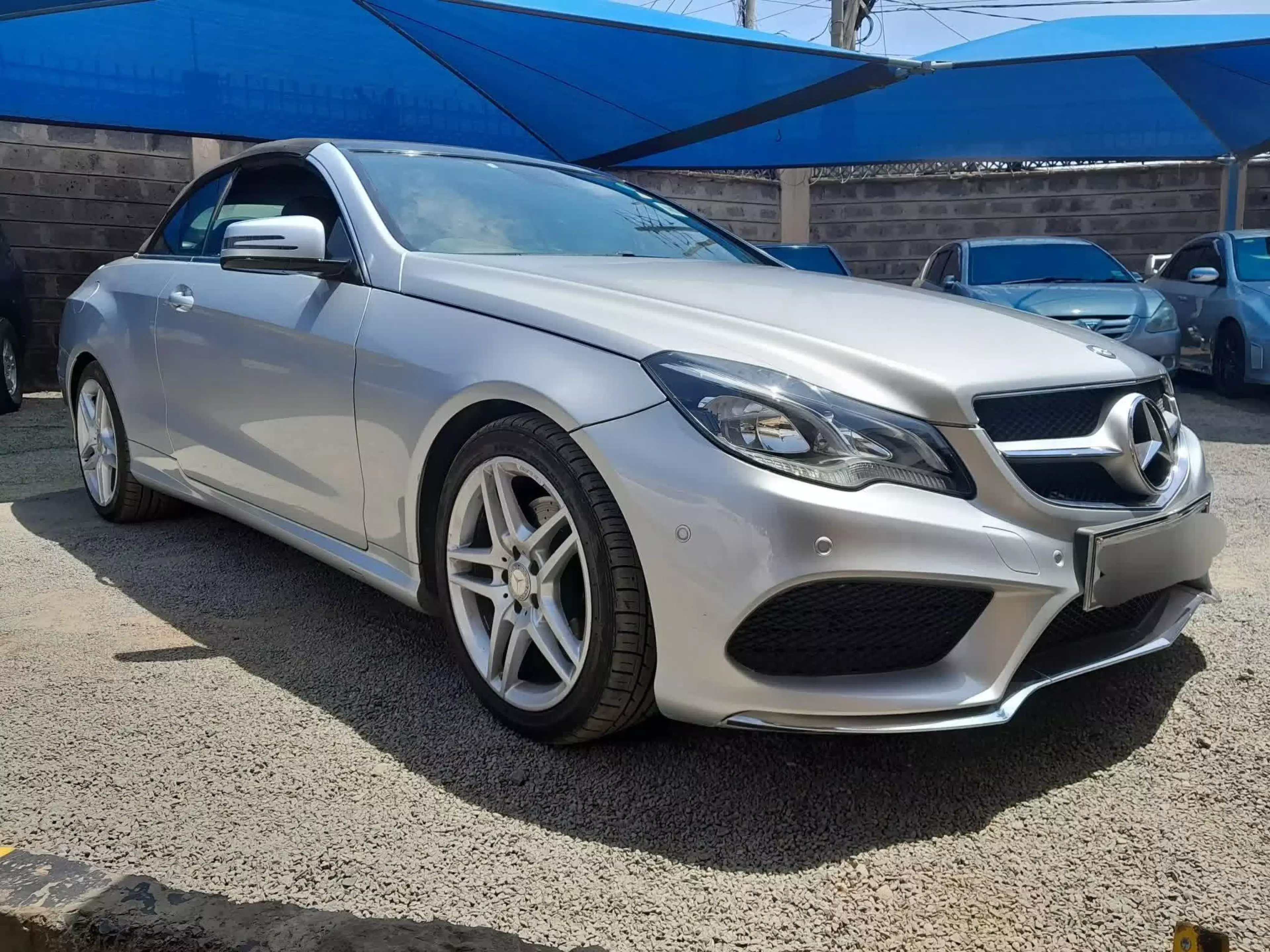 Mercedes-Benz E 220 - 2014