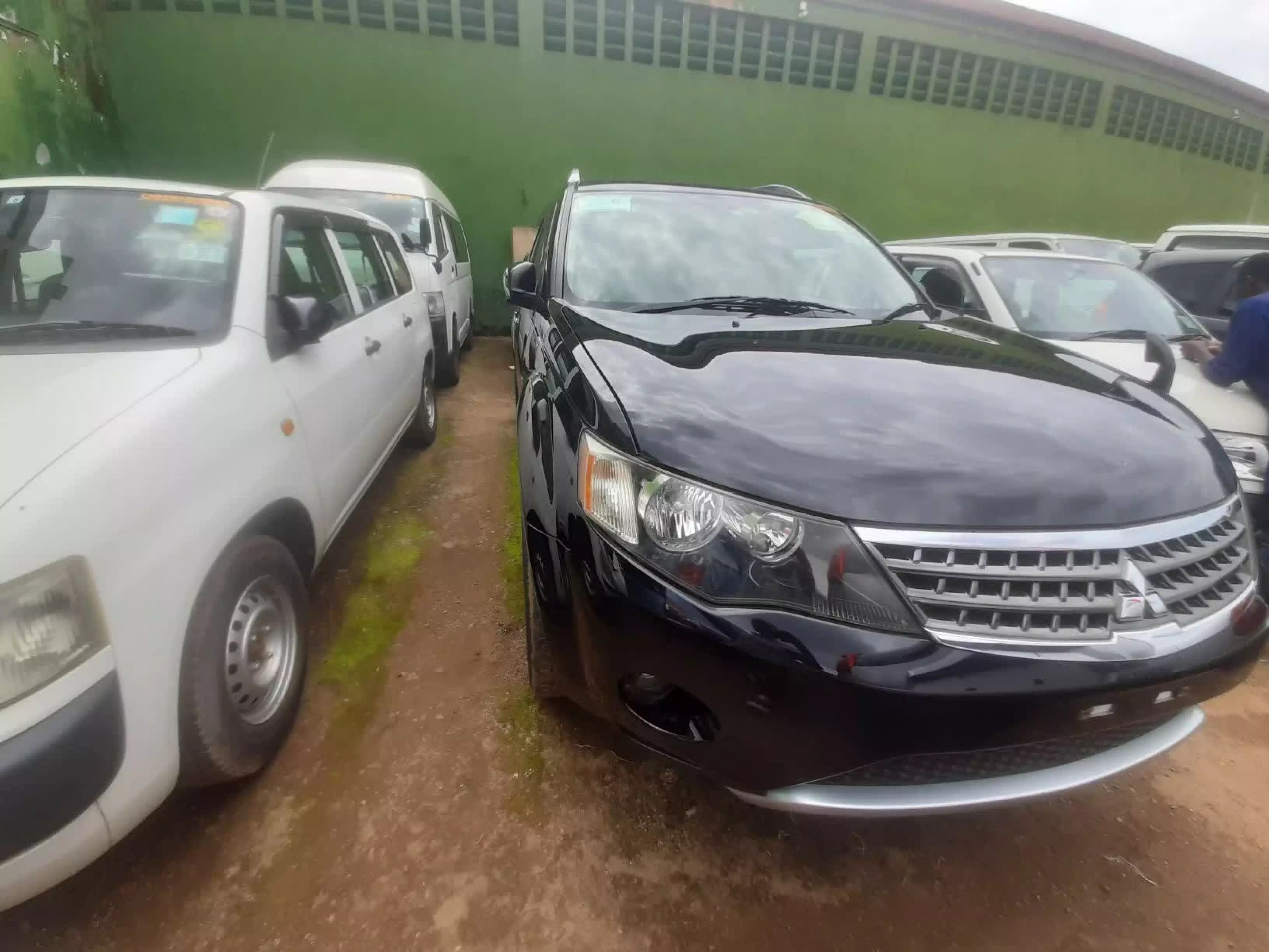 Mitsubishi Outlander GLX - 2008