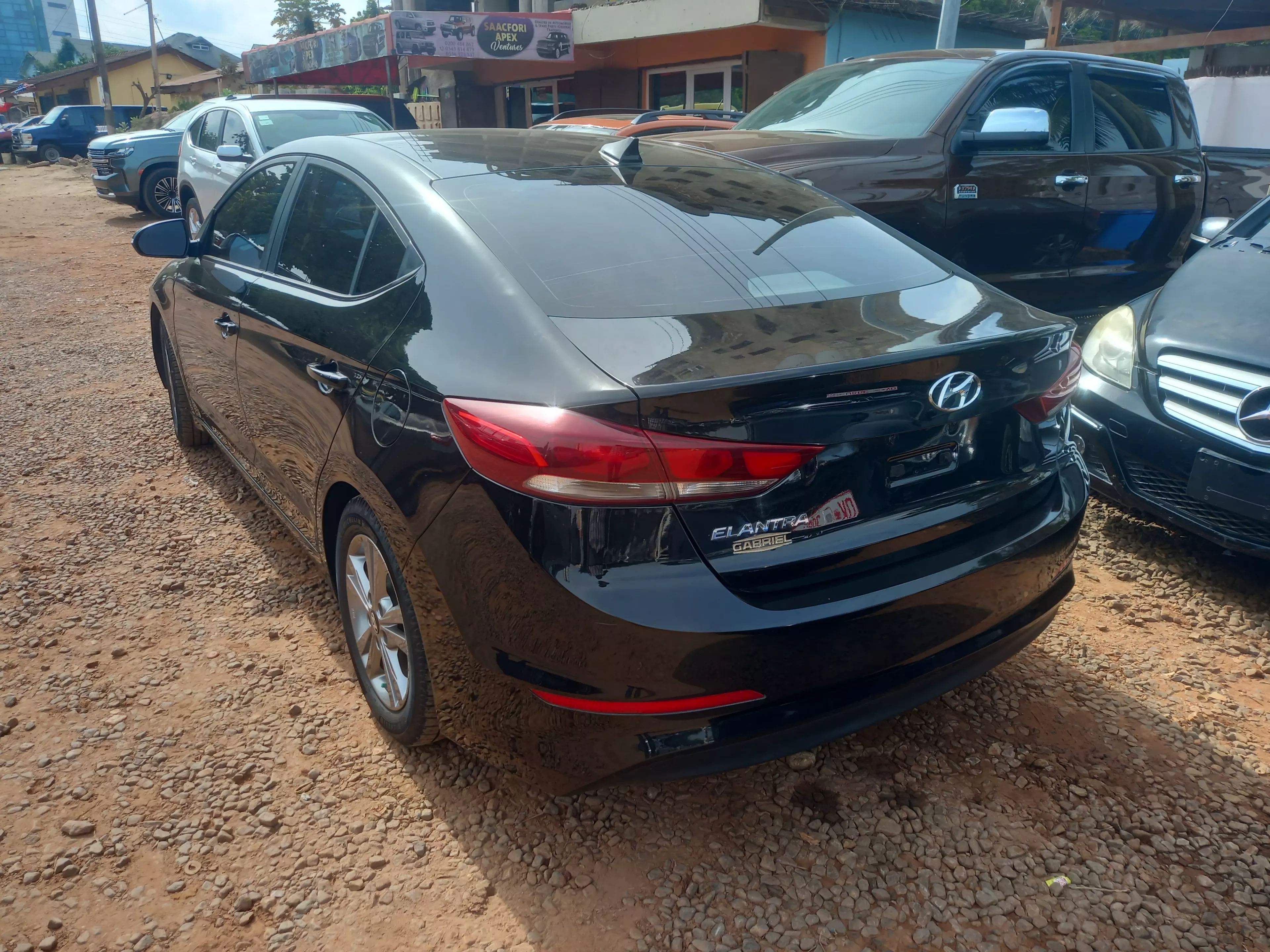 Hyundai Elantra   - 2018