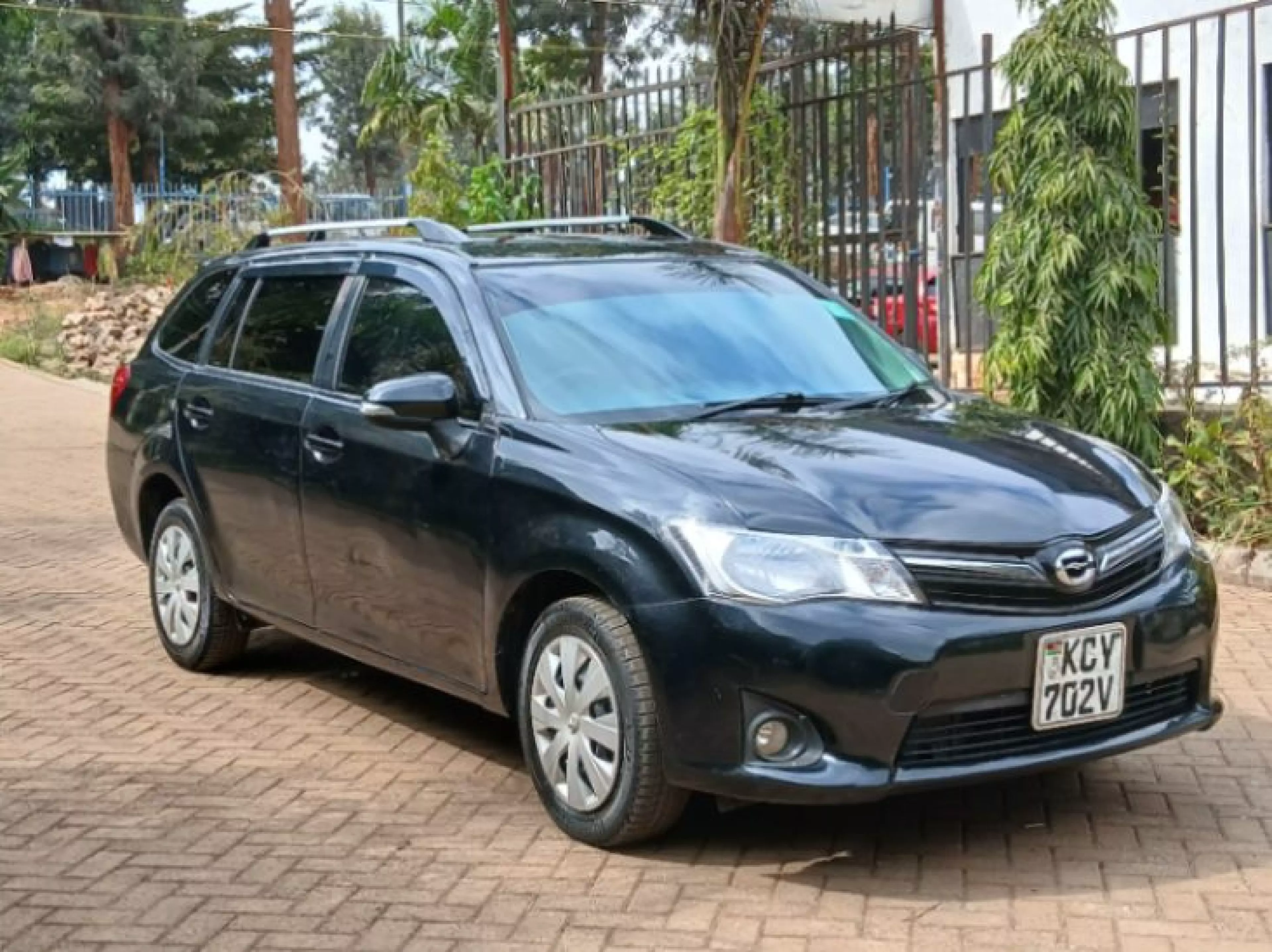 Toyota Fielder  - 2013
