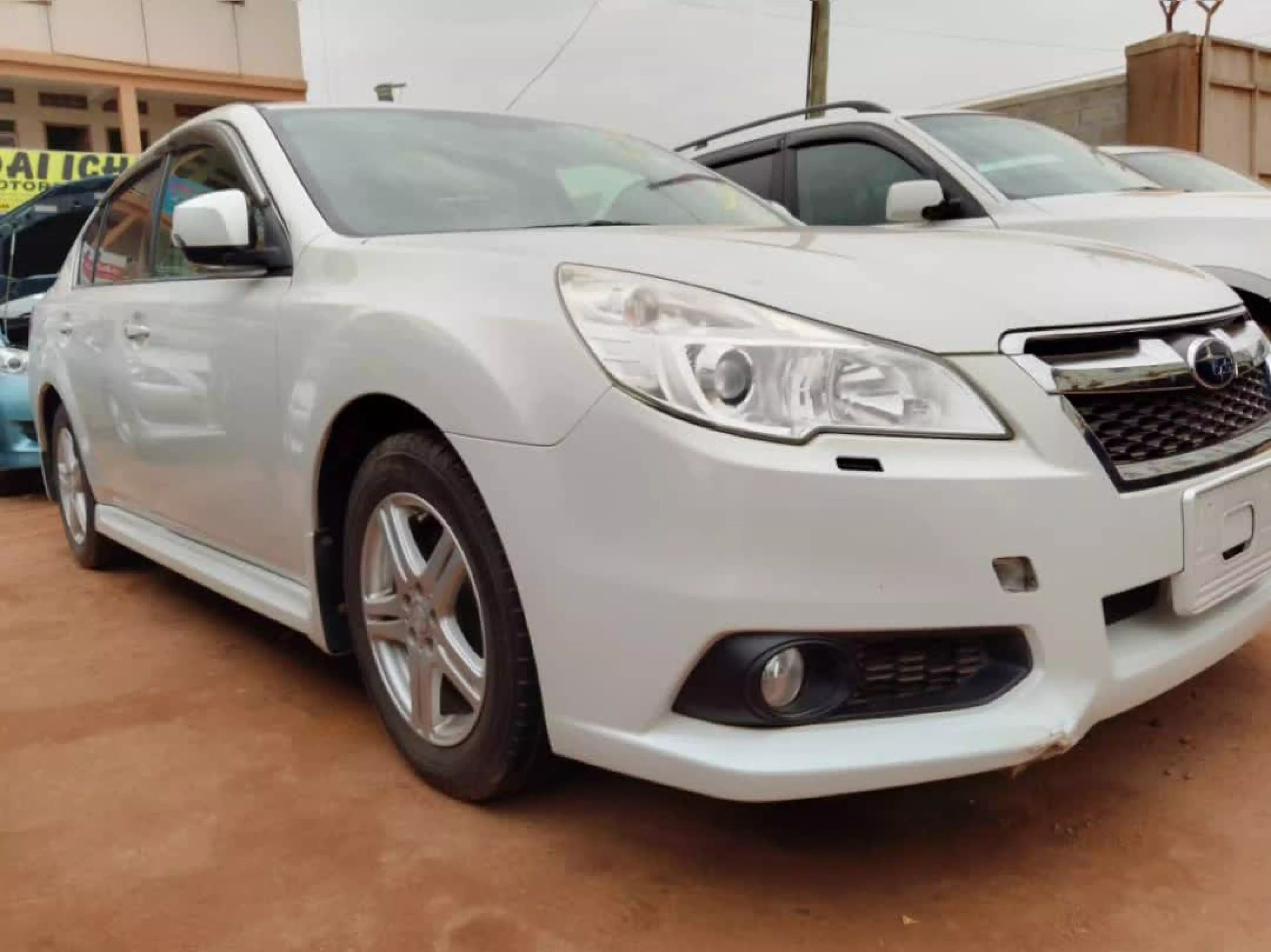 Subaru Legacy - 2012