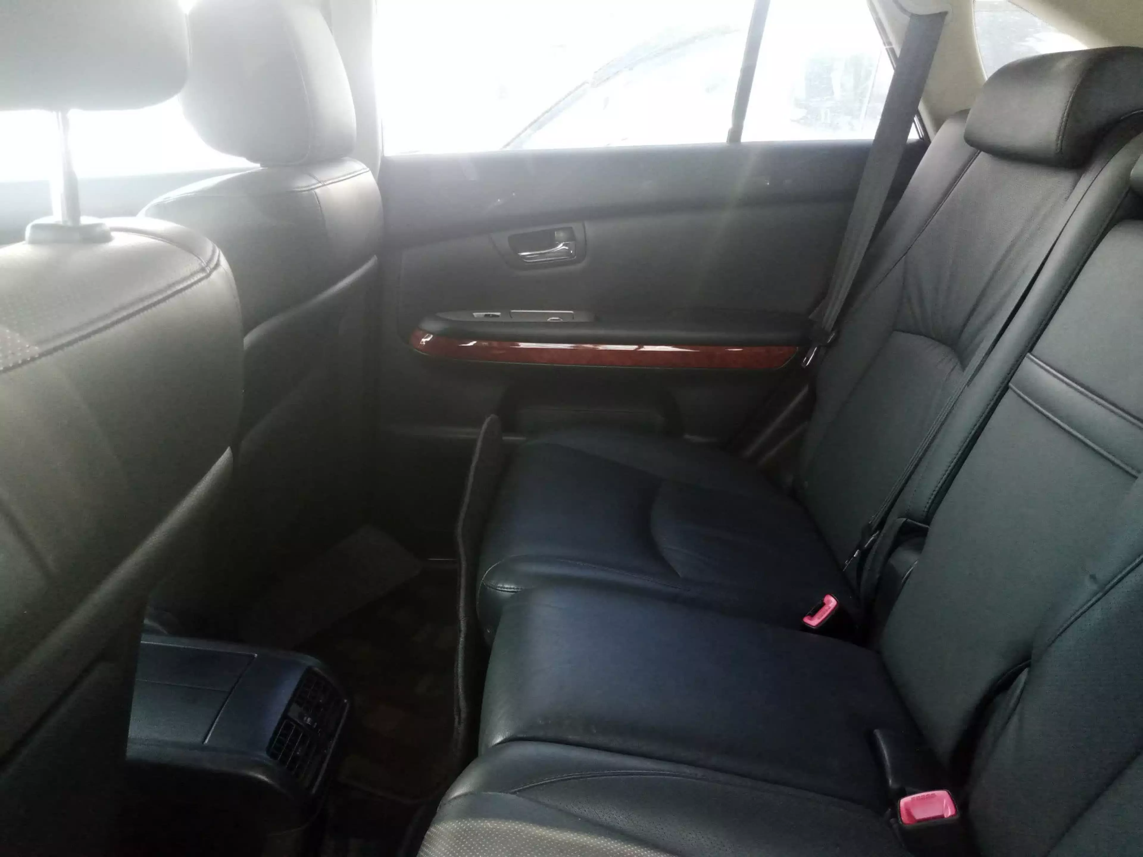 Toyota Harrier   - 2011