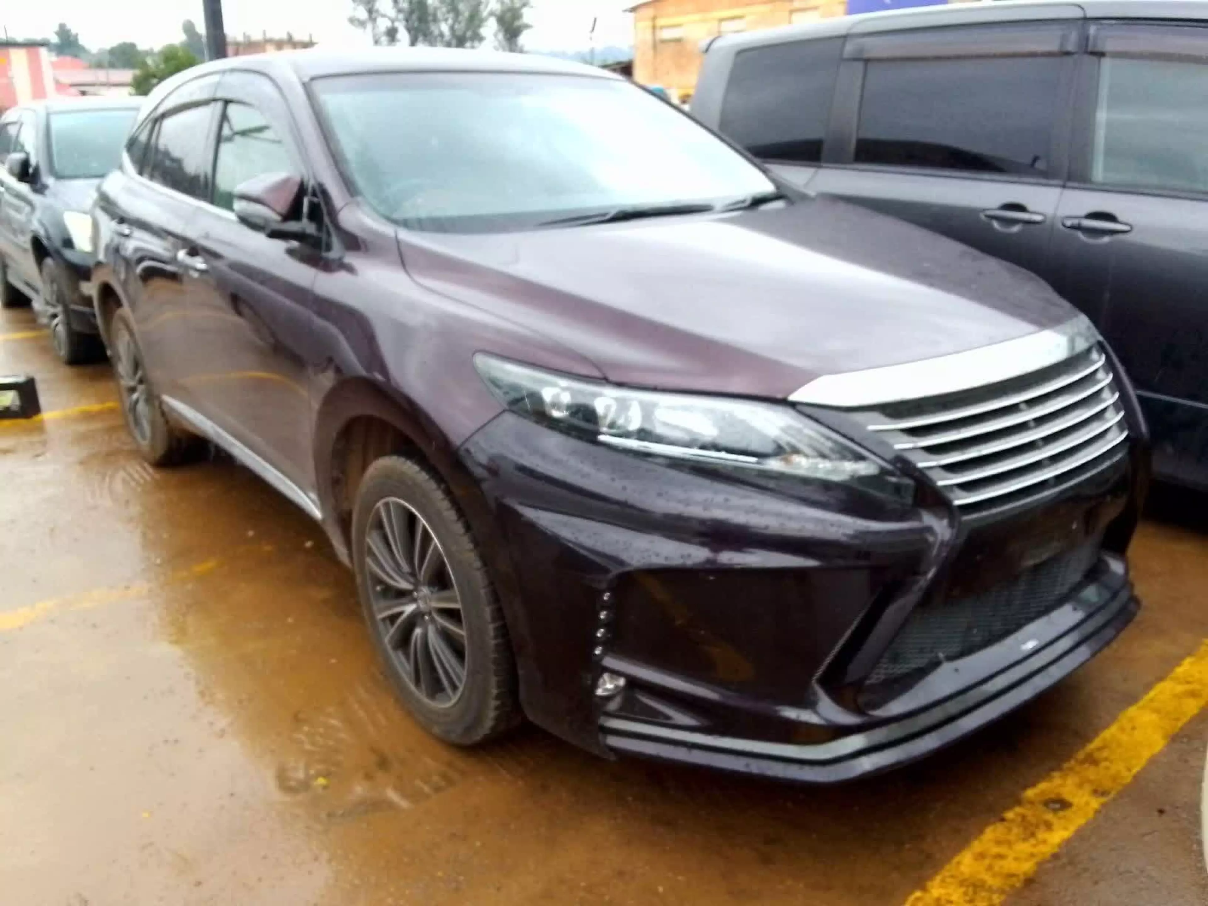Toyota Harrier - 2014
