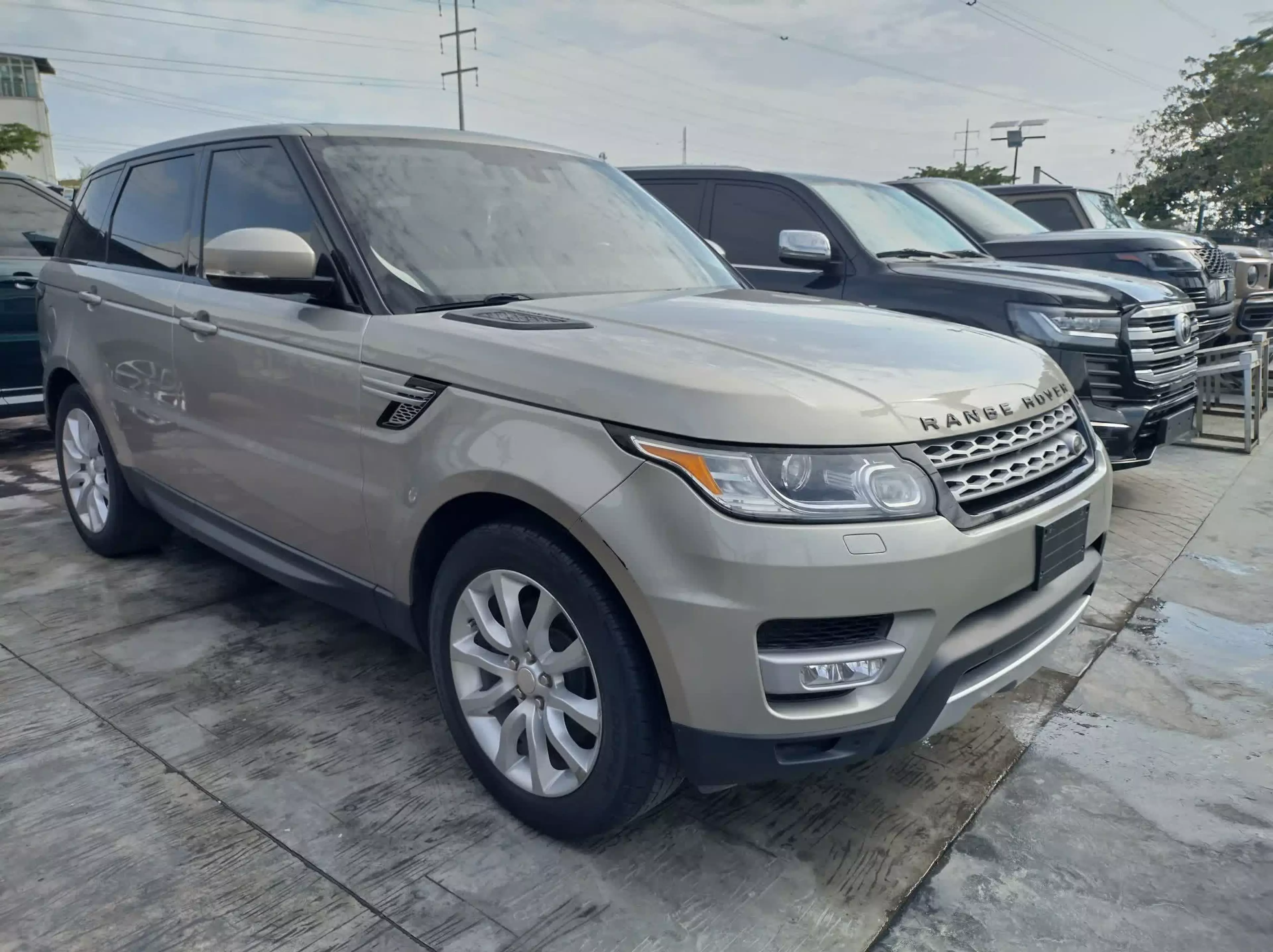 Land Rover Range Rover Sport - 2014