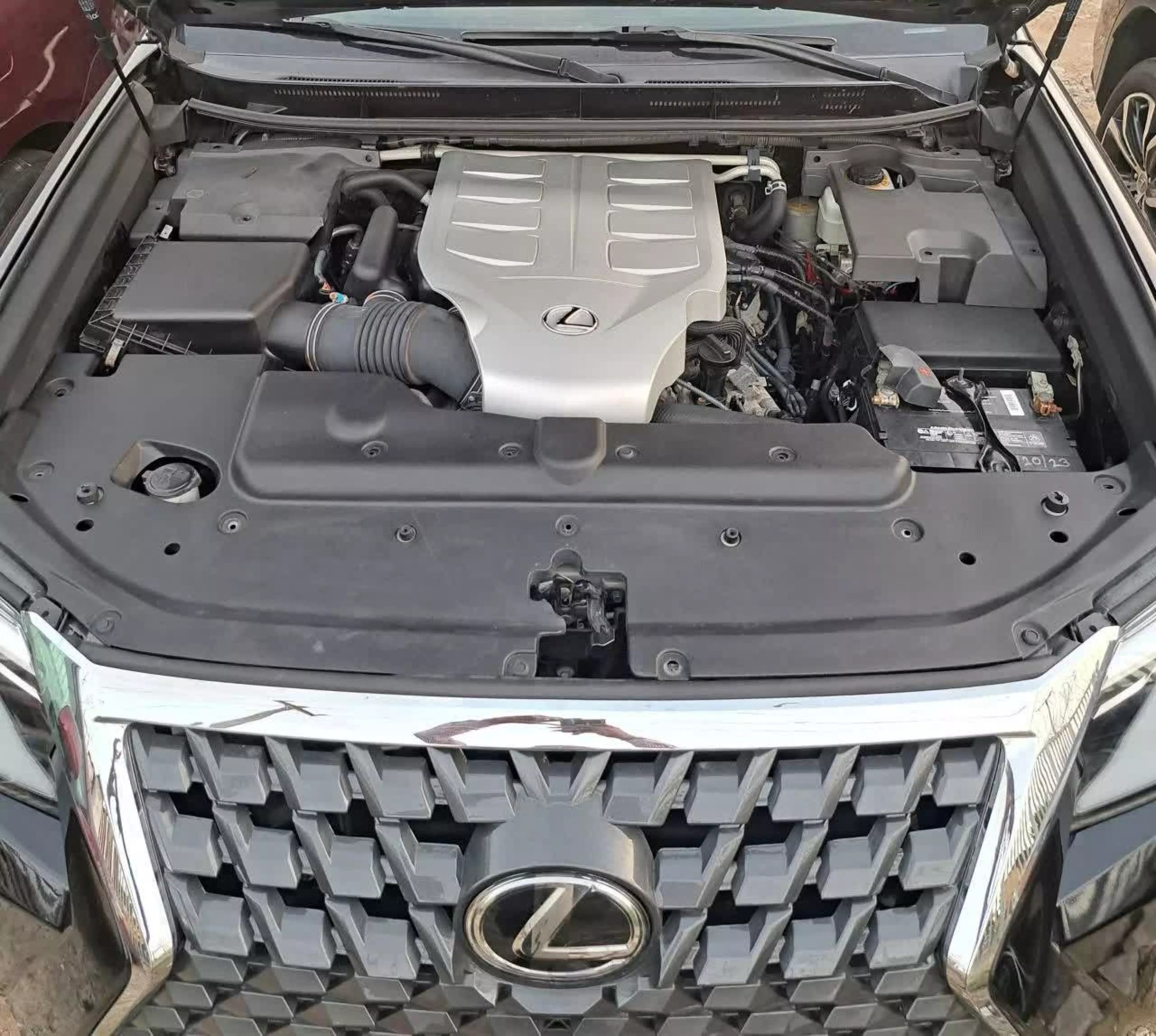 Lexus GX 460   - 2013
