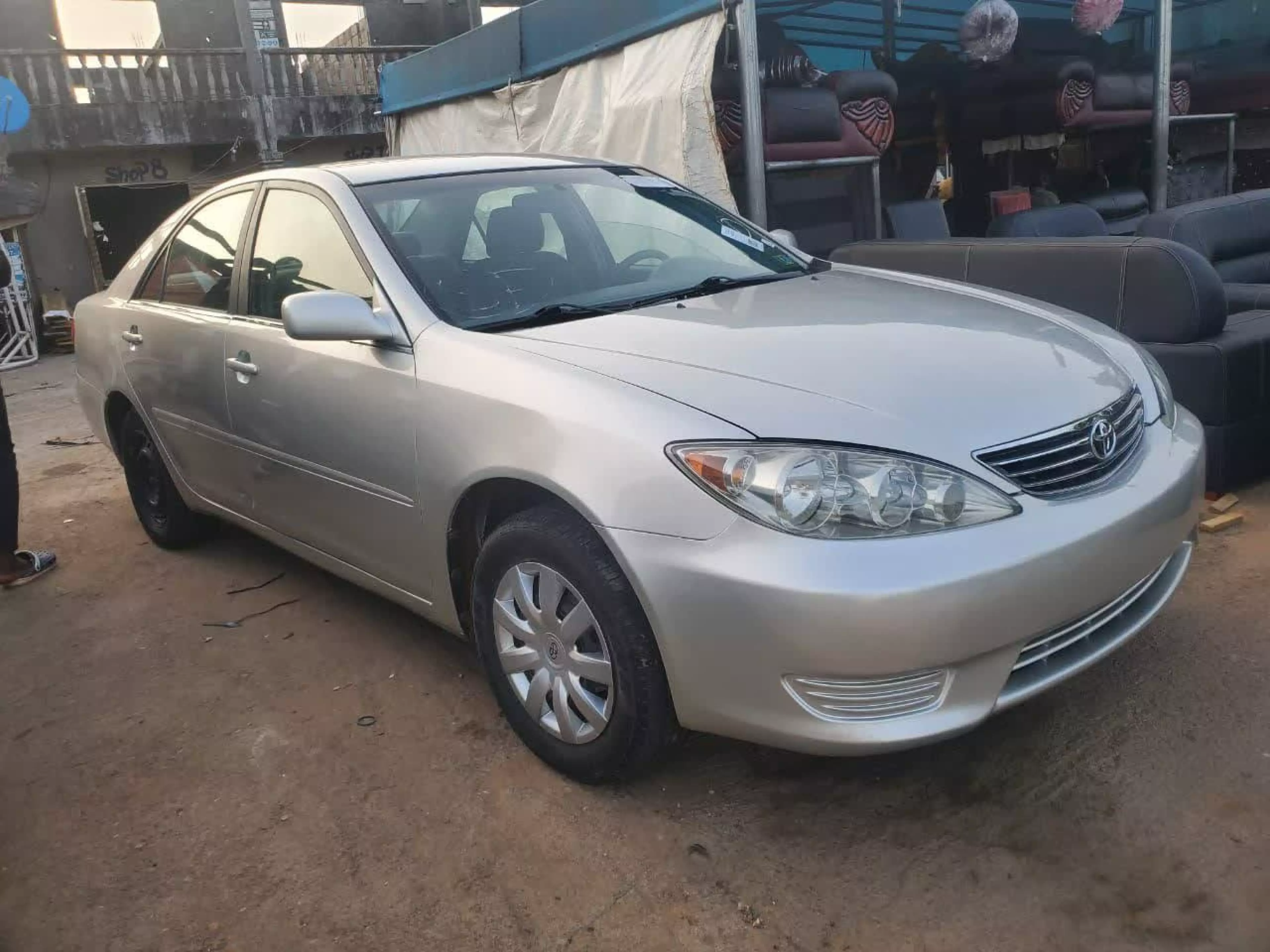 Toyota Camry - 2005
