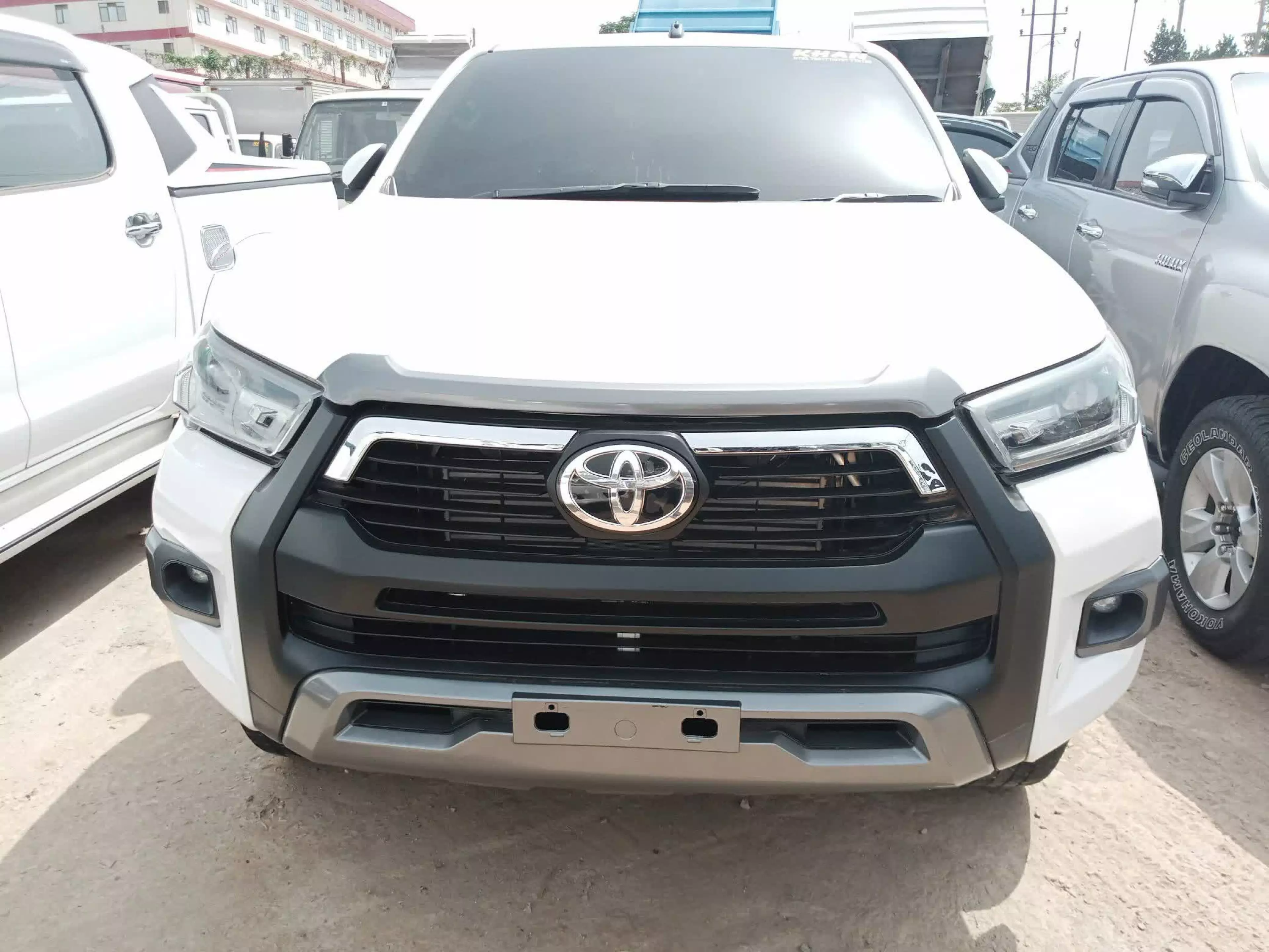 Toyota Hilux Revo  - 2018
