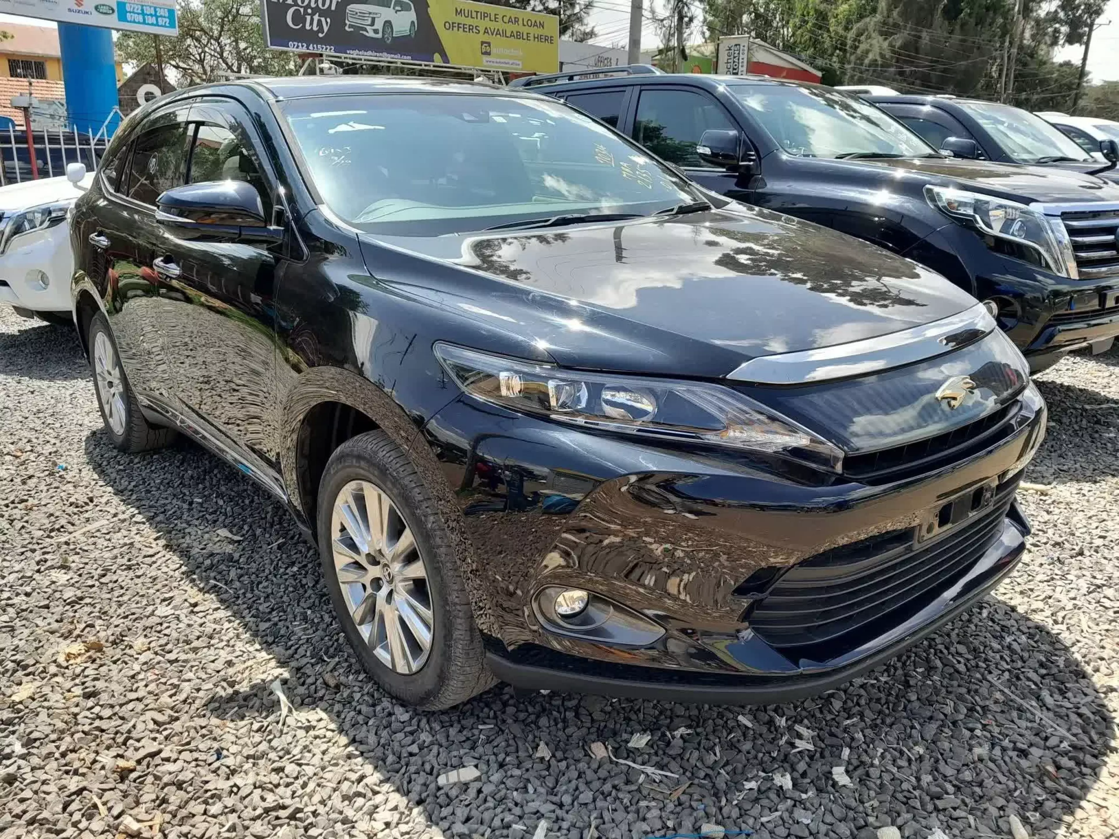 Toyota Harrier - 2015