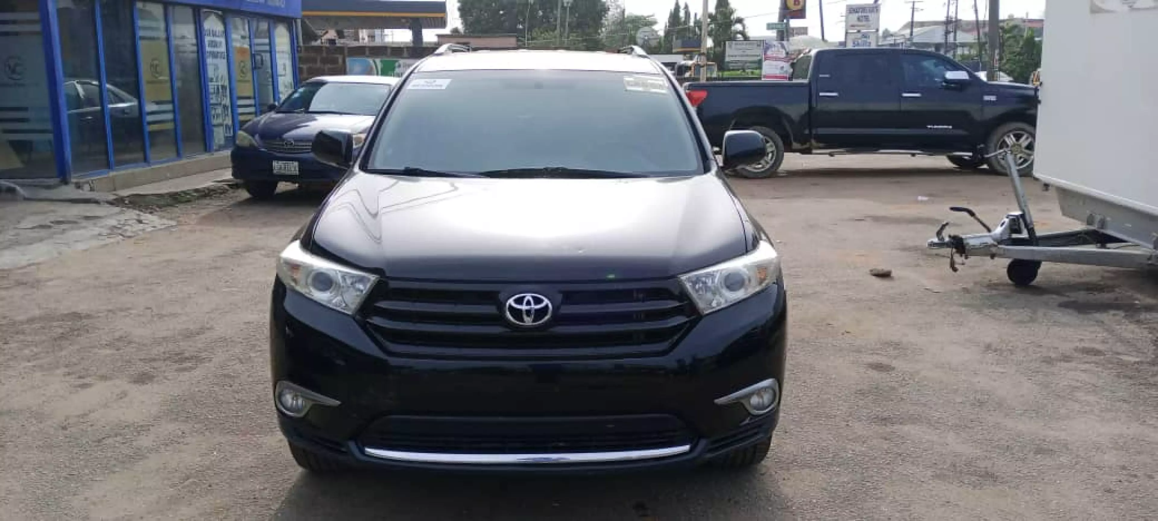 Toyota Highlander   - 2013
