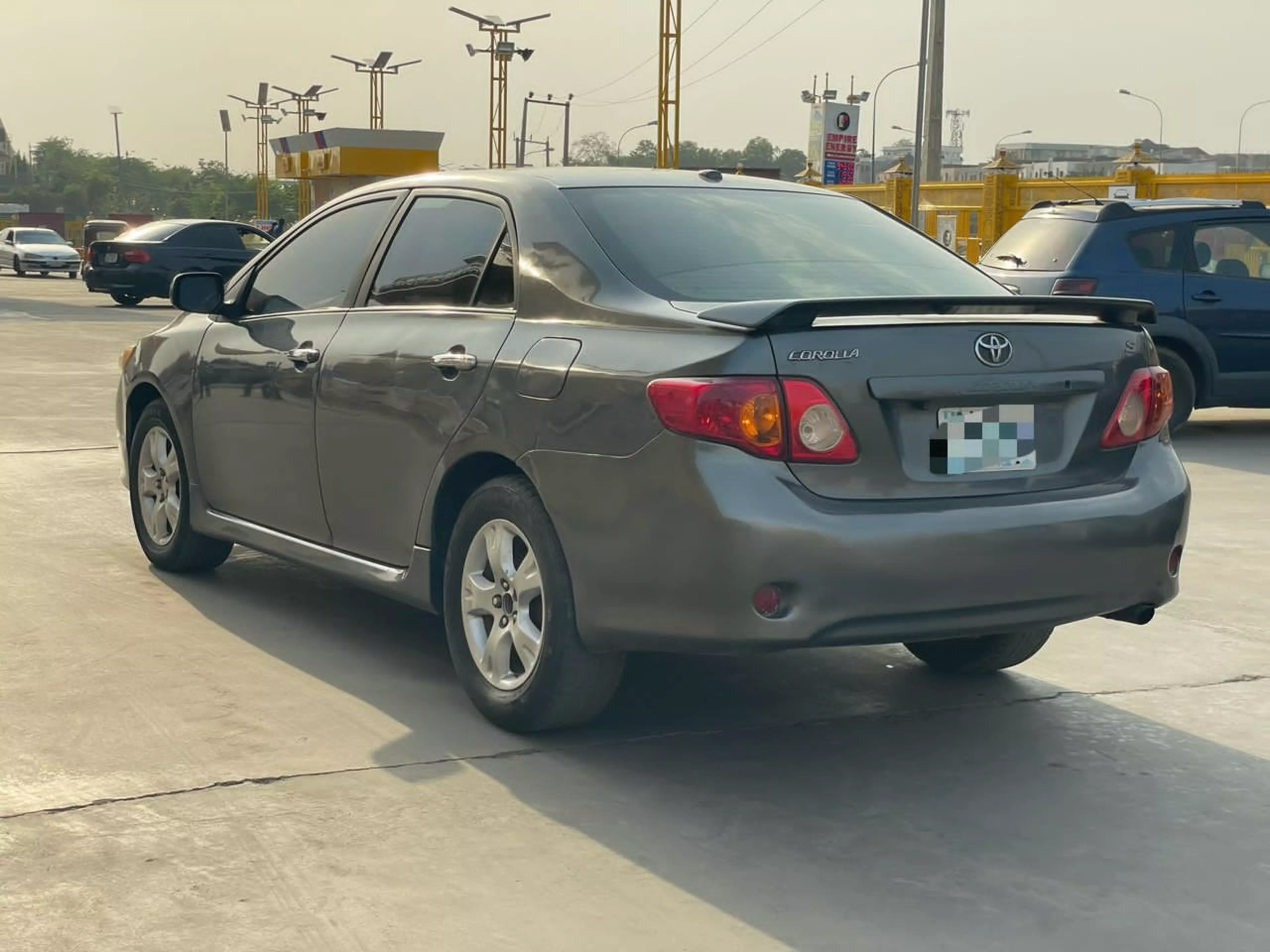 Toyota Corolla   - 2010