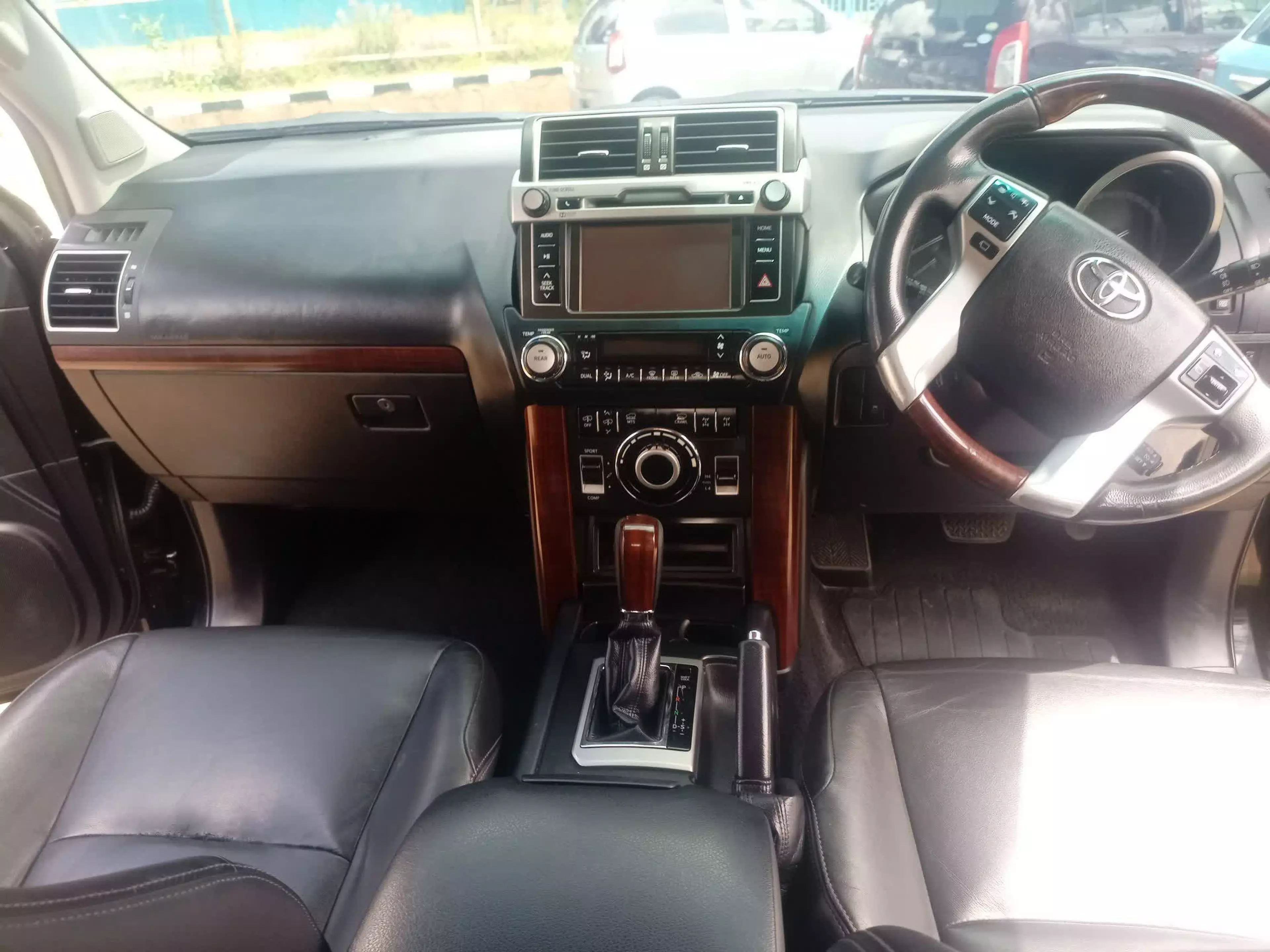 Toyota Landcruiser Prado   - 2015