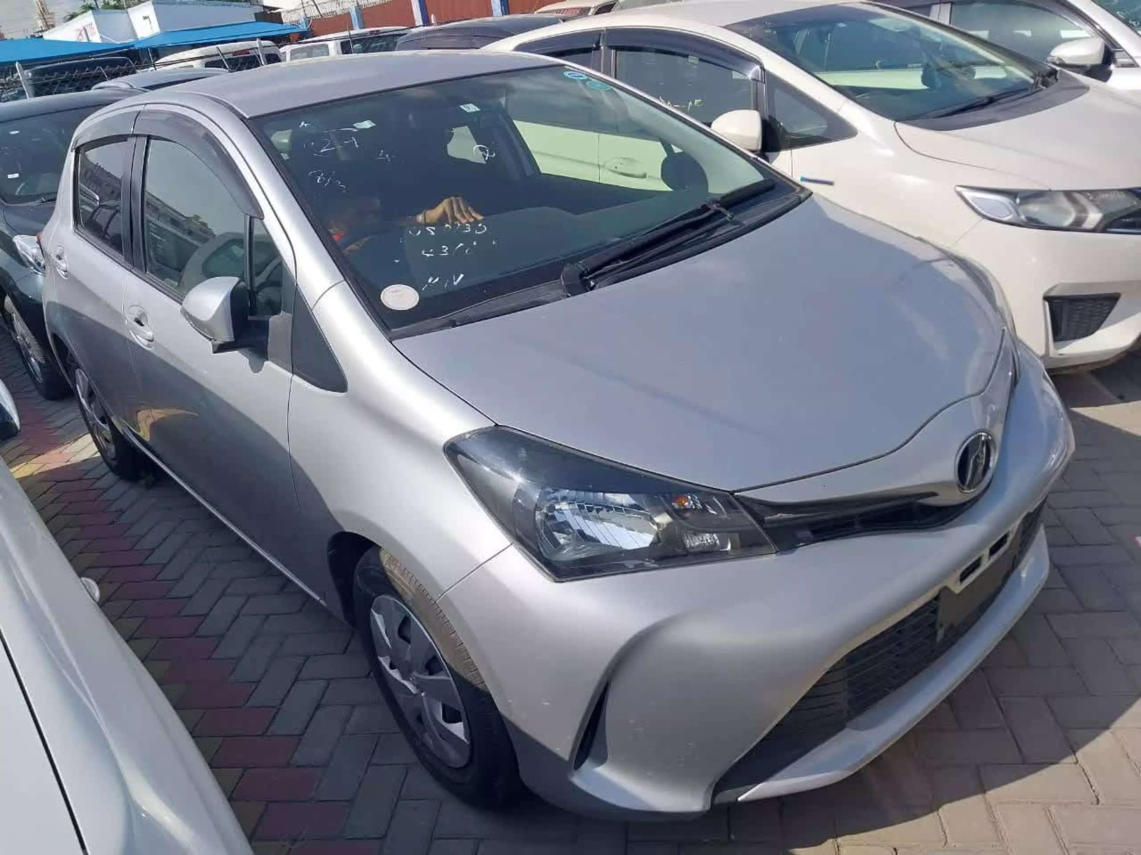 Toyota Vitz - 2016