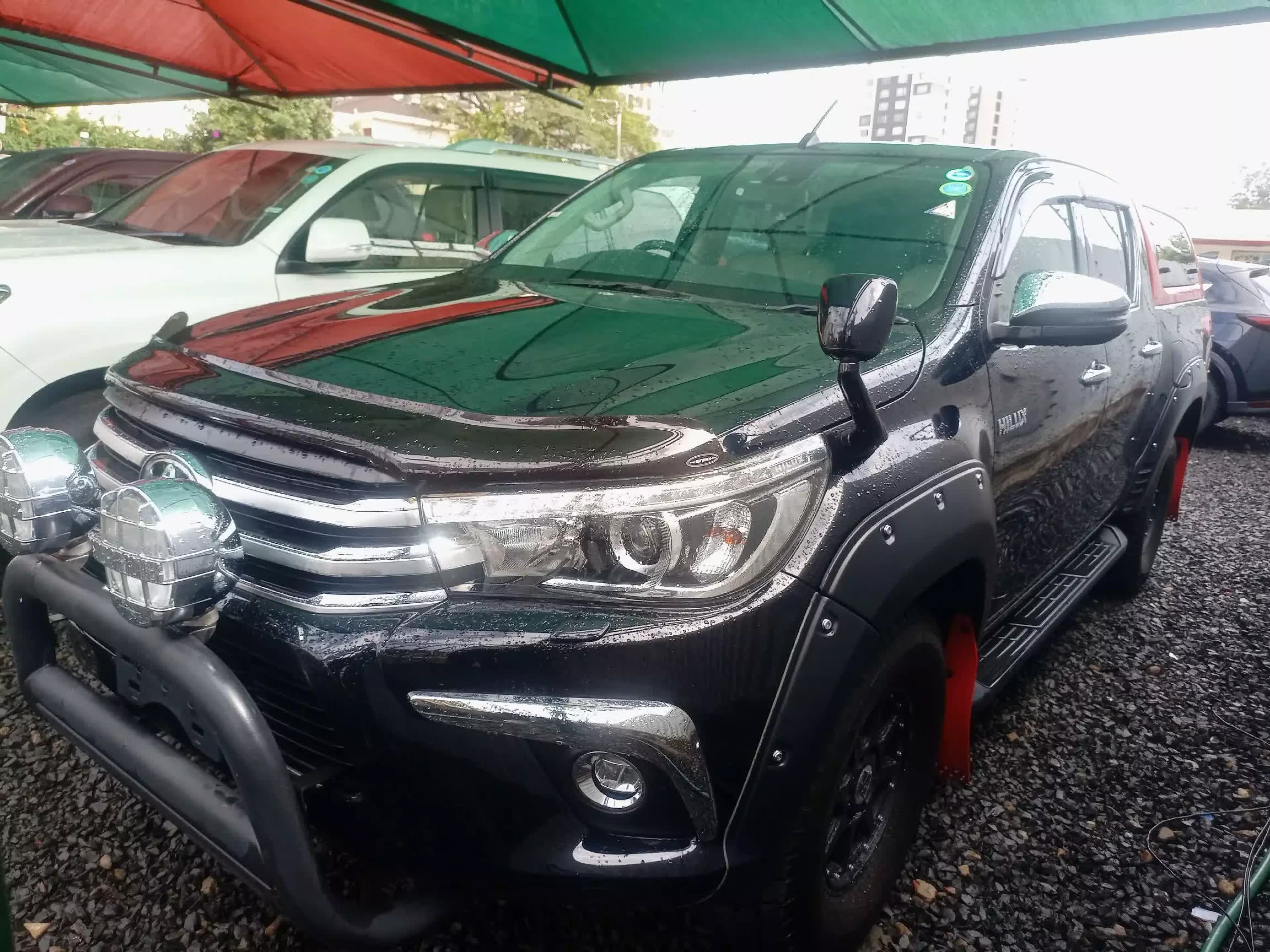 Toyota Hilux   - 2018