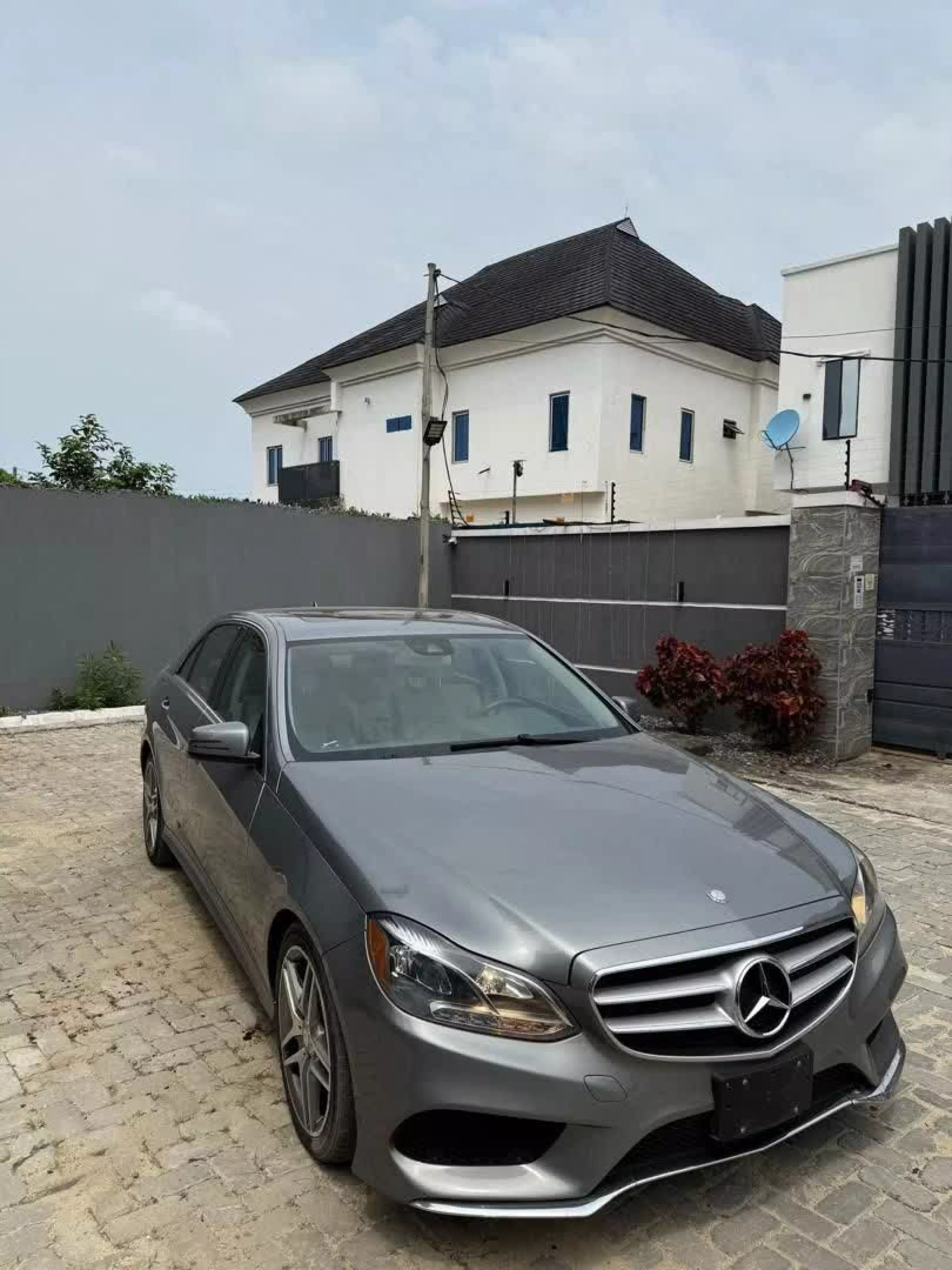Mercedes-Benz E 350 - 2014