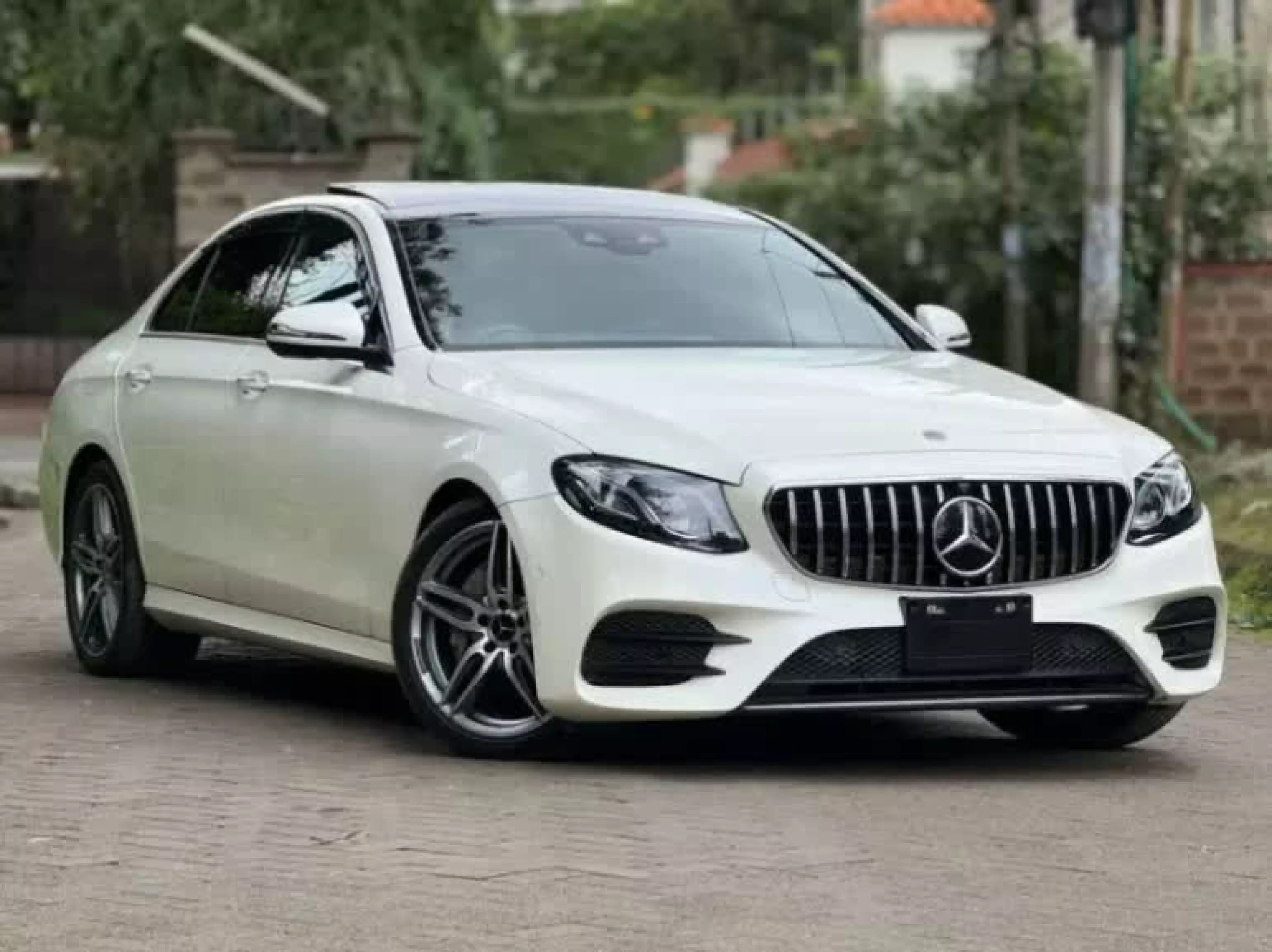 Mercedes-Benz E 220 - 2017