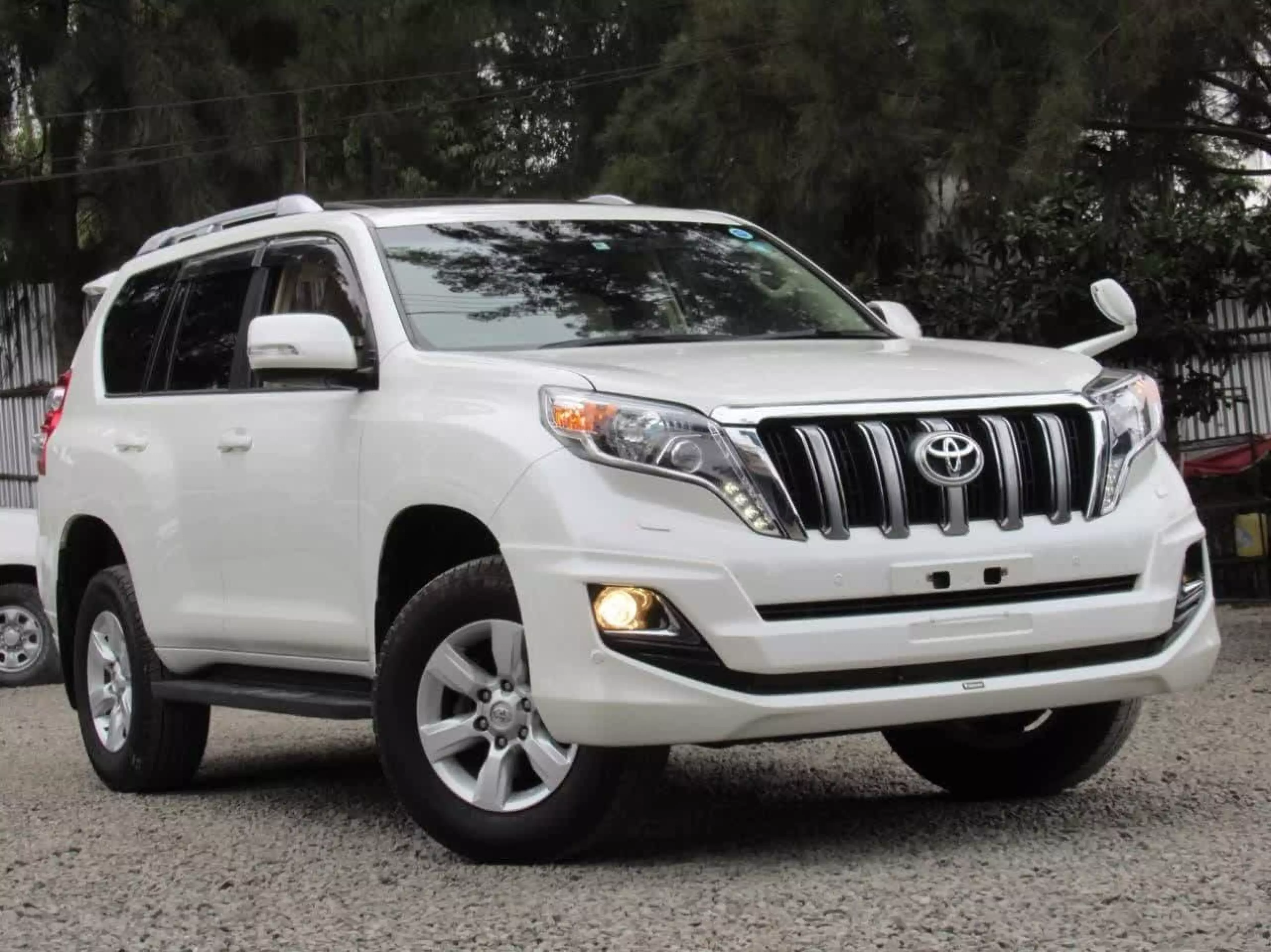 Toyota Landcruiser prado TX - 2016