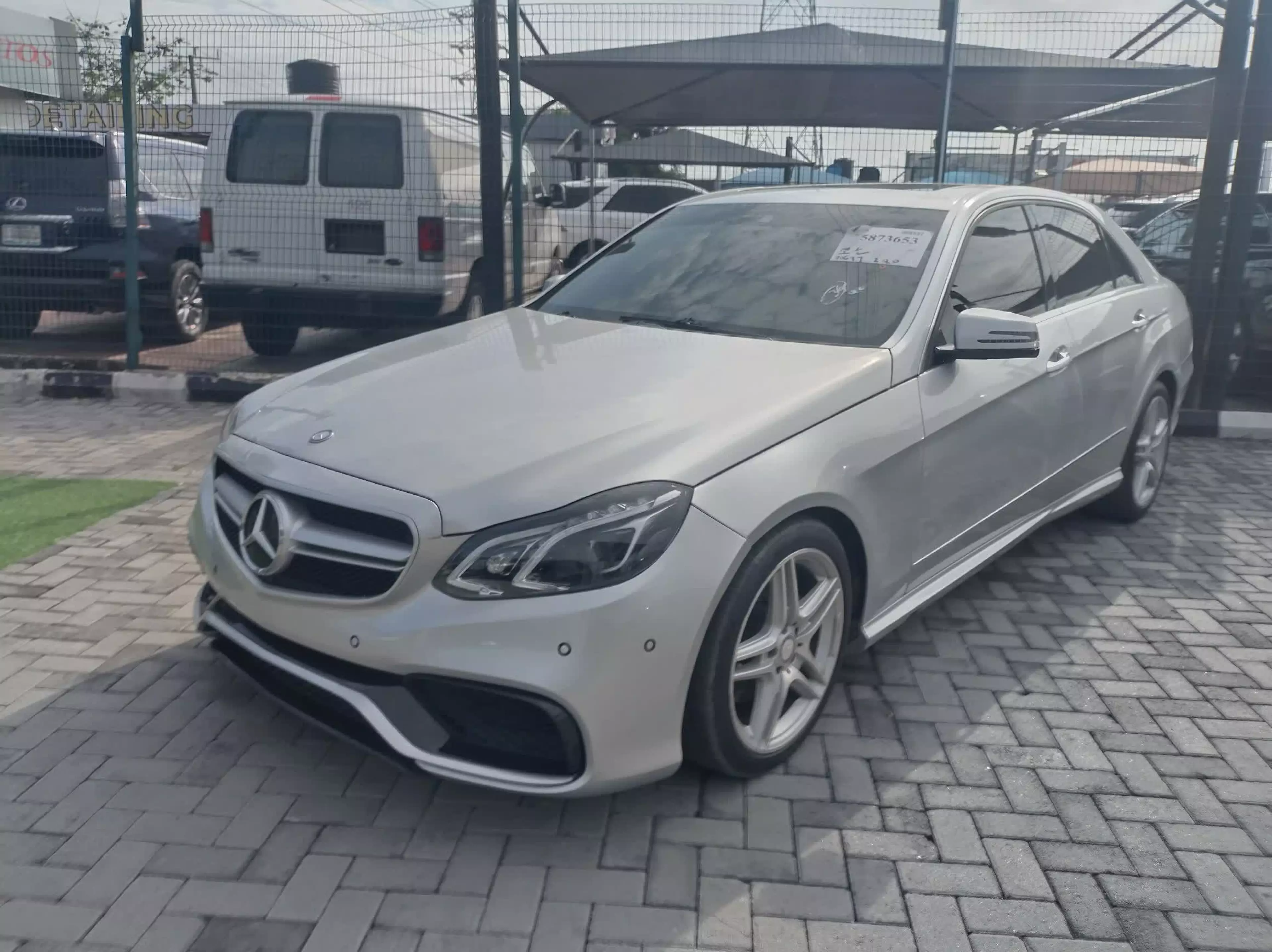 Mercedes-Benz E 350 - 2013