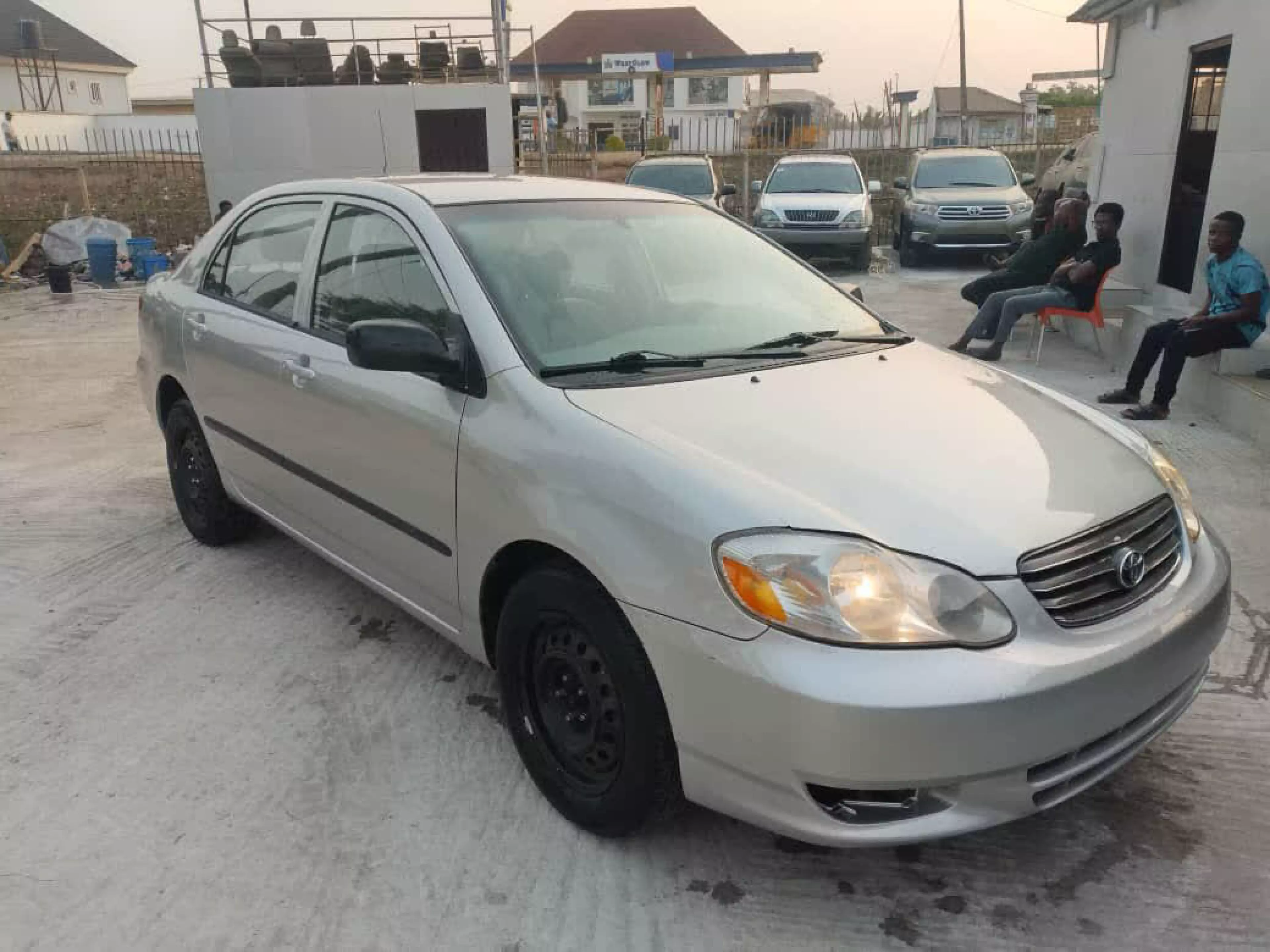 Toyota Corolla - 2004