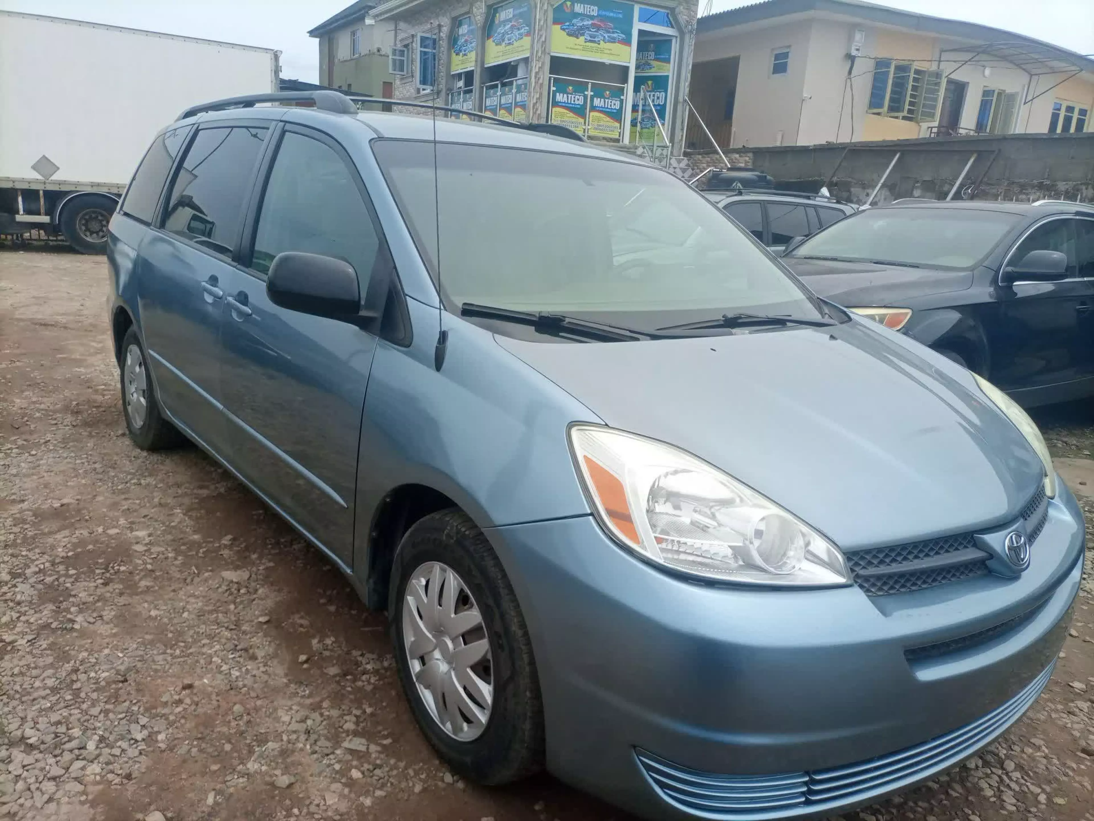 Toyota Sienna - 2005