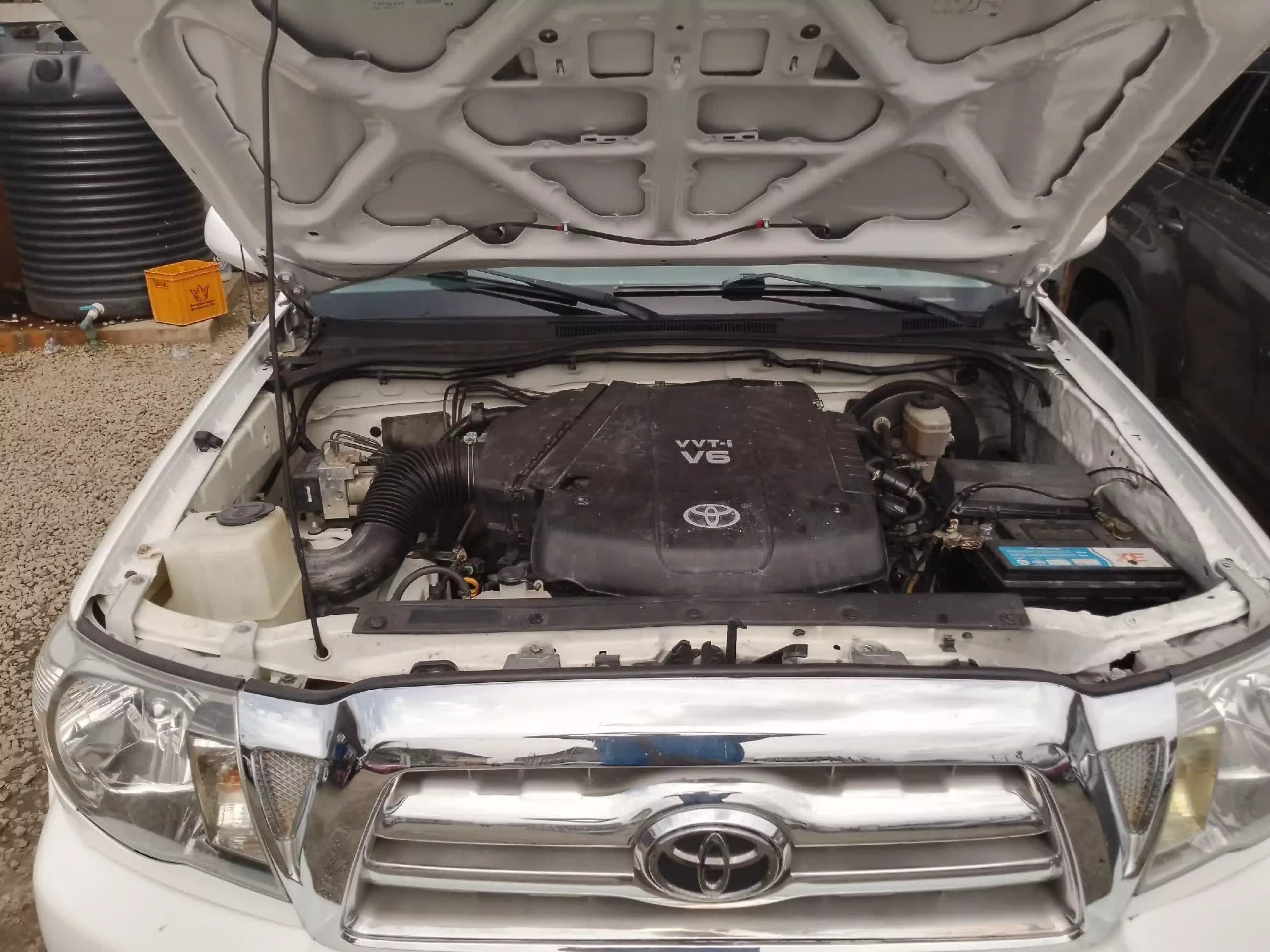 Toyota Tacoma   - 2008
