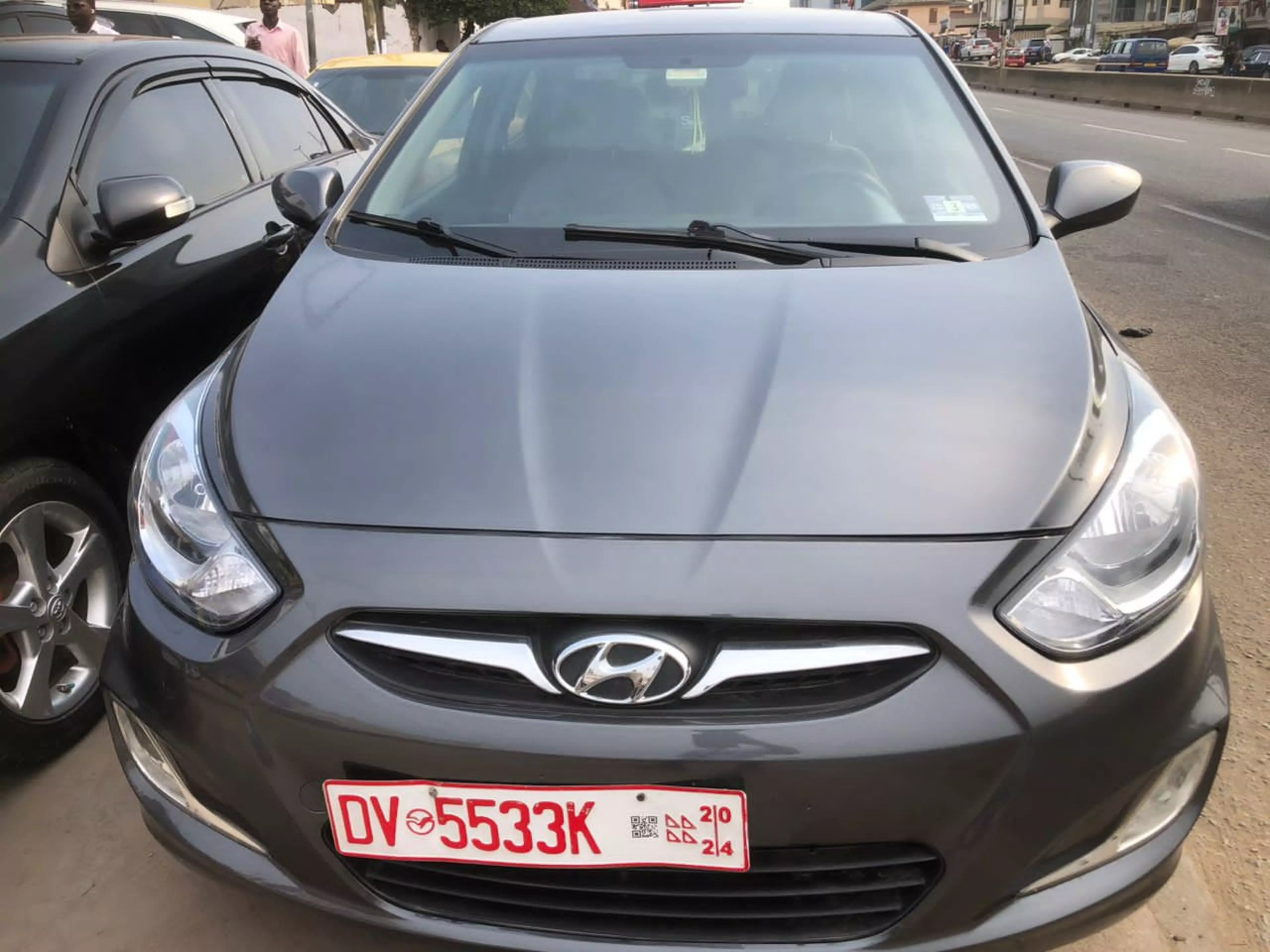 Hyundai Accent   - 2012