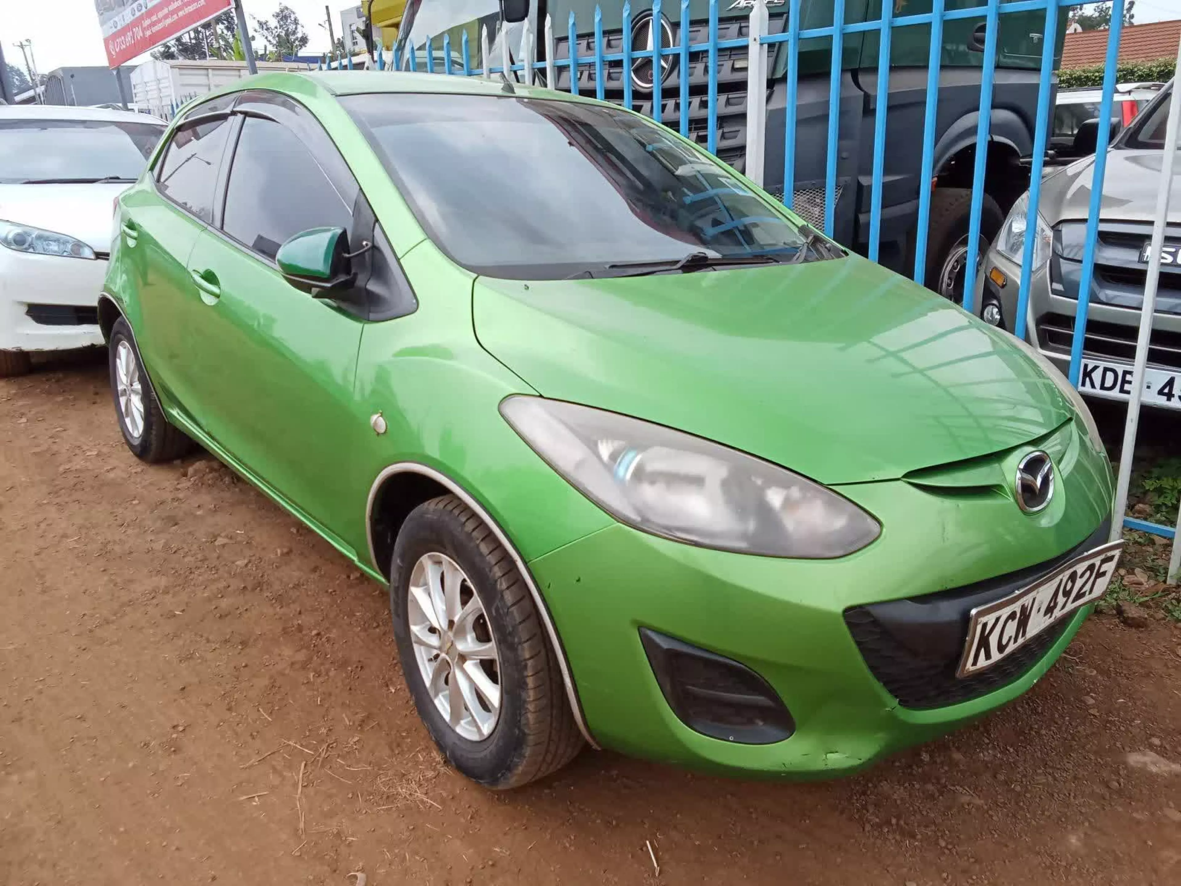 Mazda Demio   - 2012