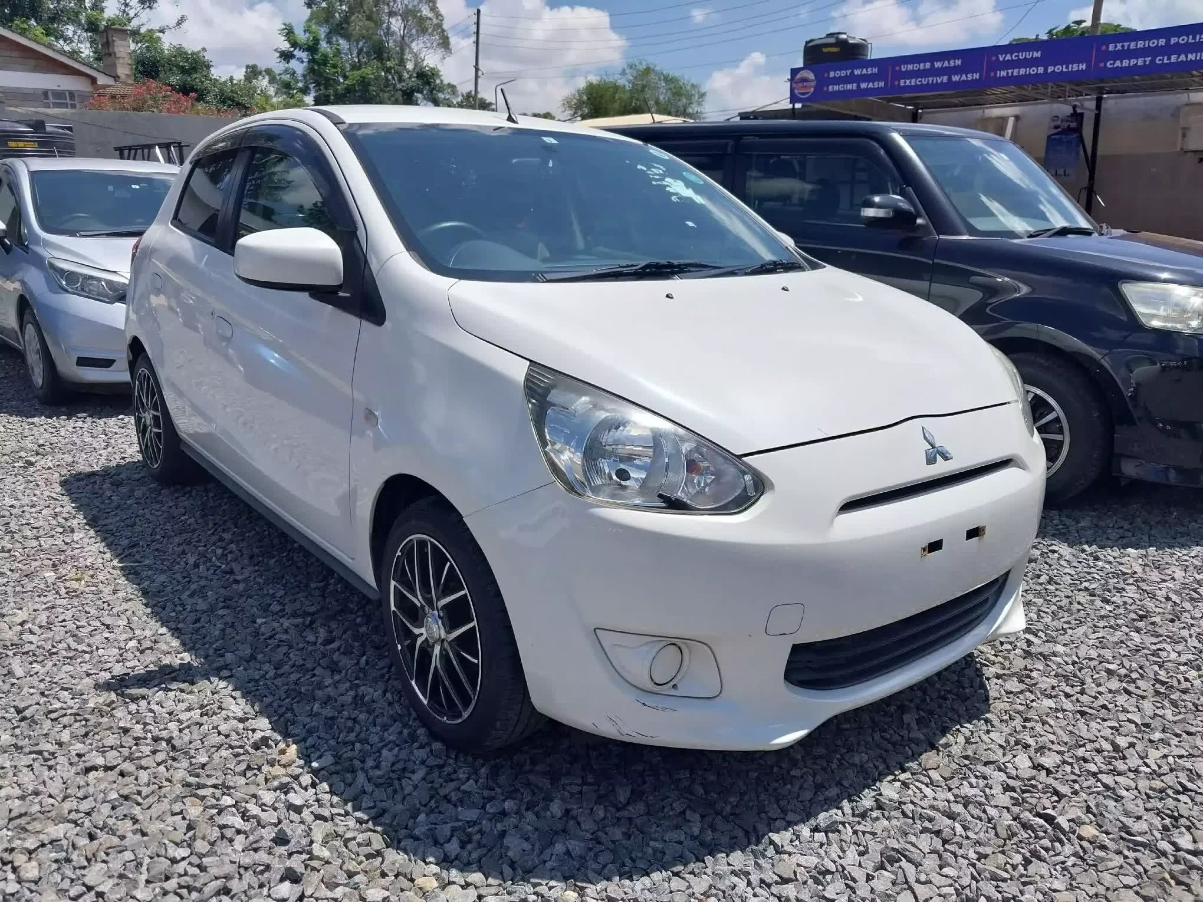 Mitsubishi Mirage - 2016