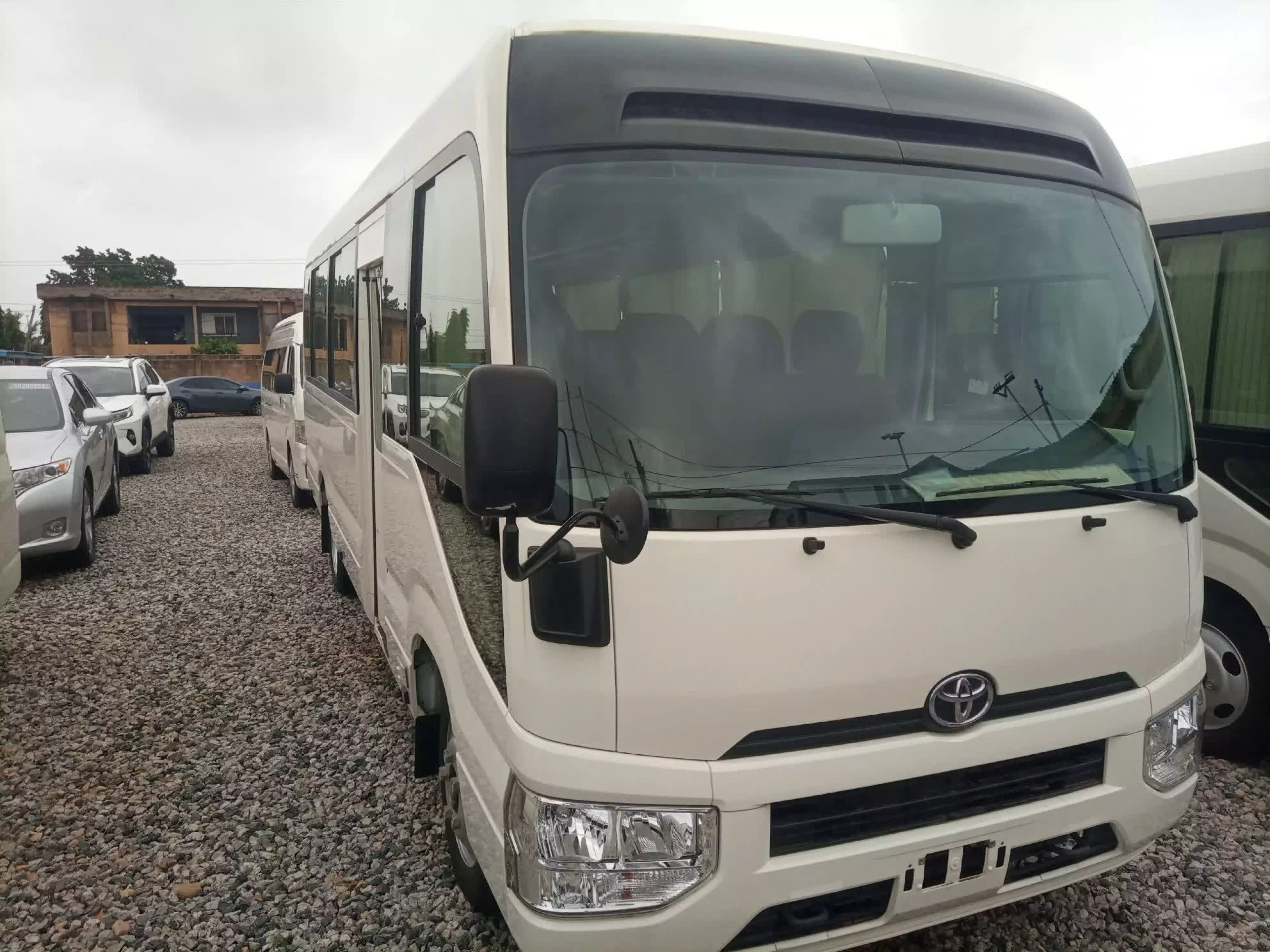 Toyota Coaster - 2021