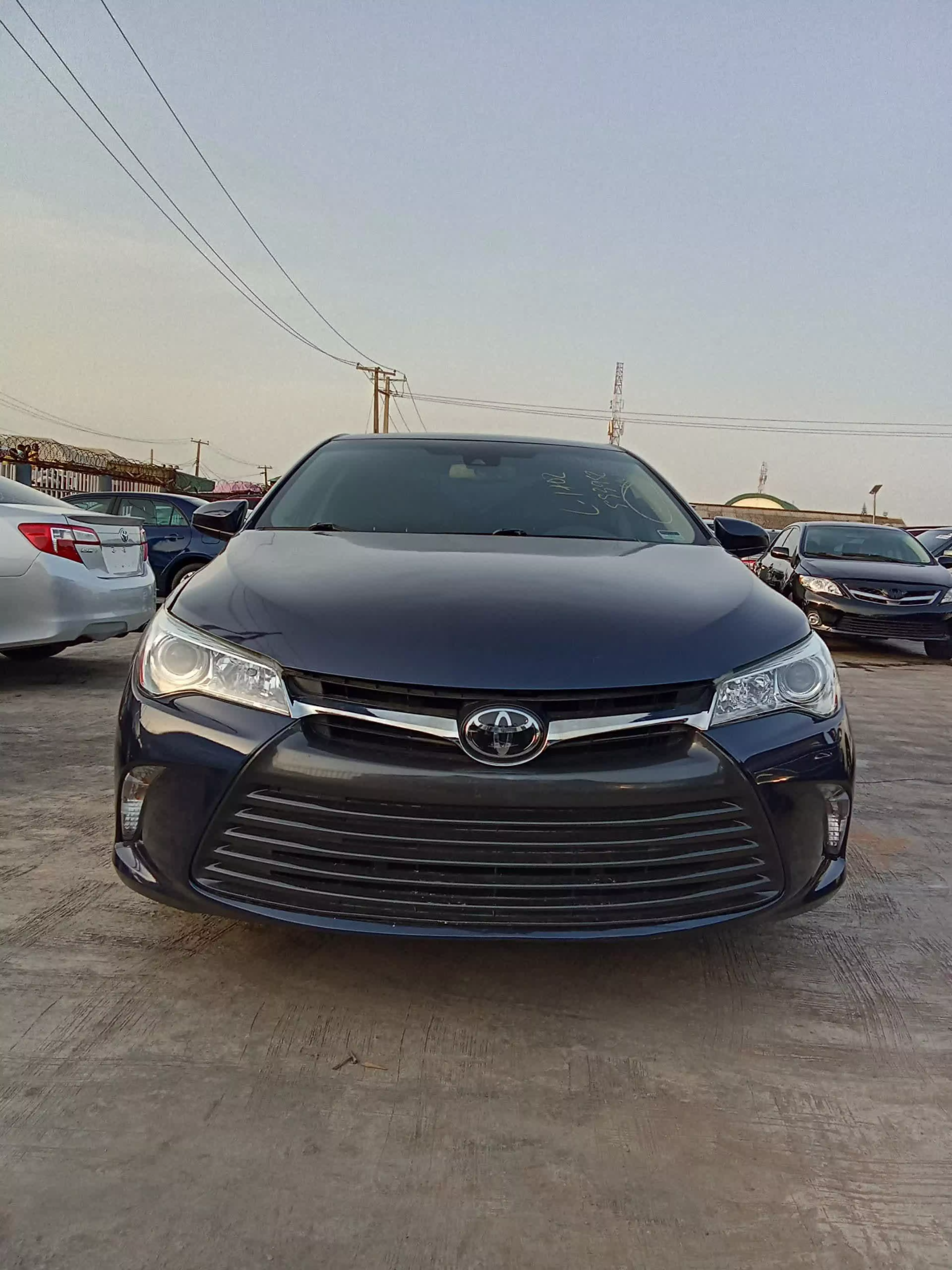 Toyota Camry - 2015
