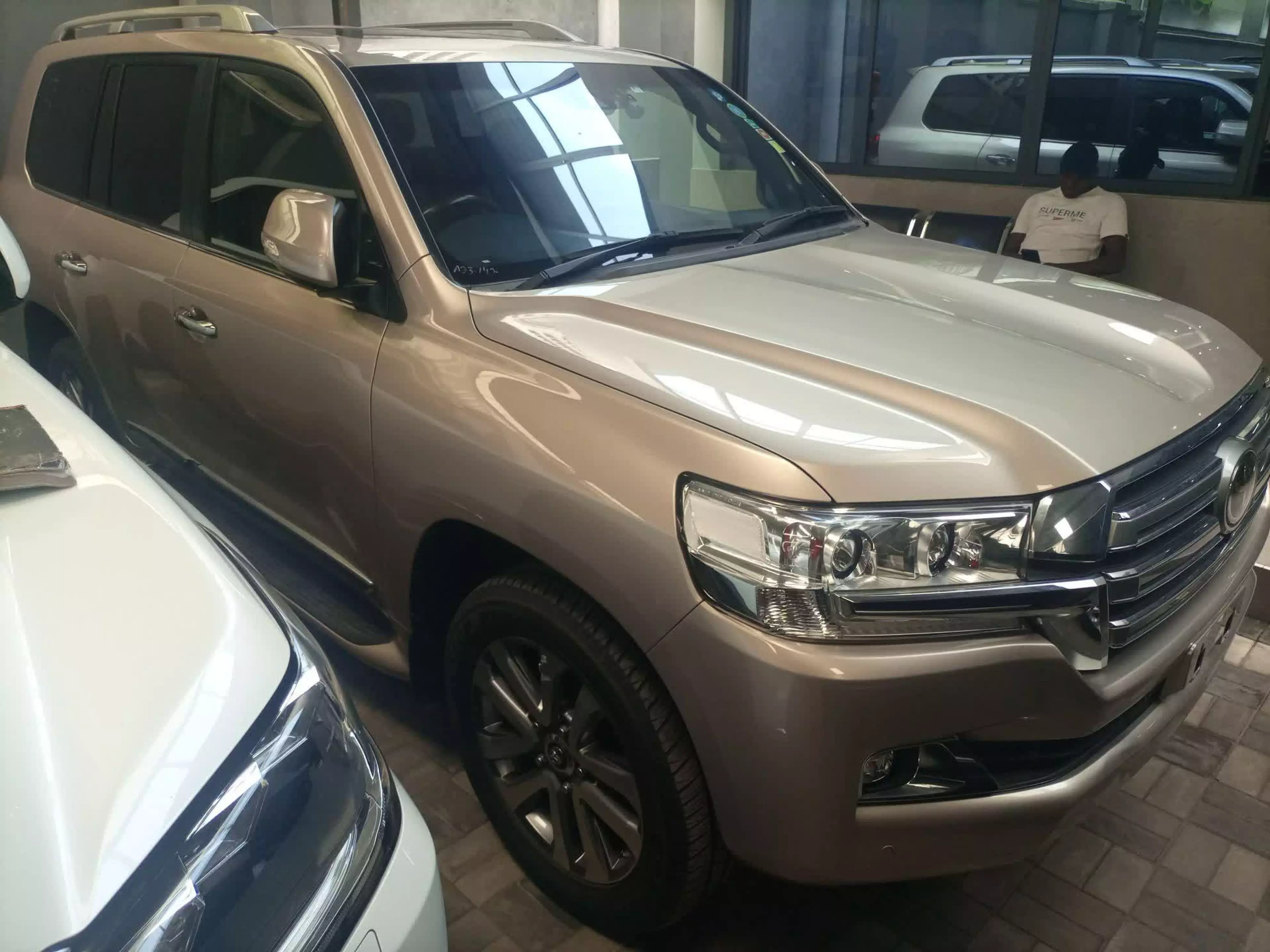 Toyota Landcruiser  V8 - 2016