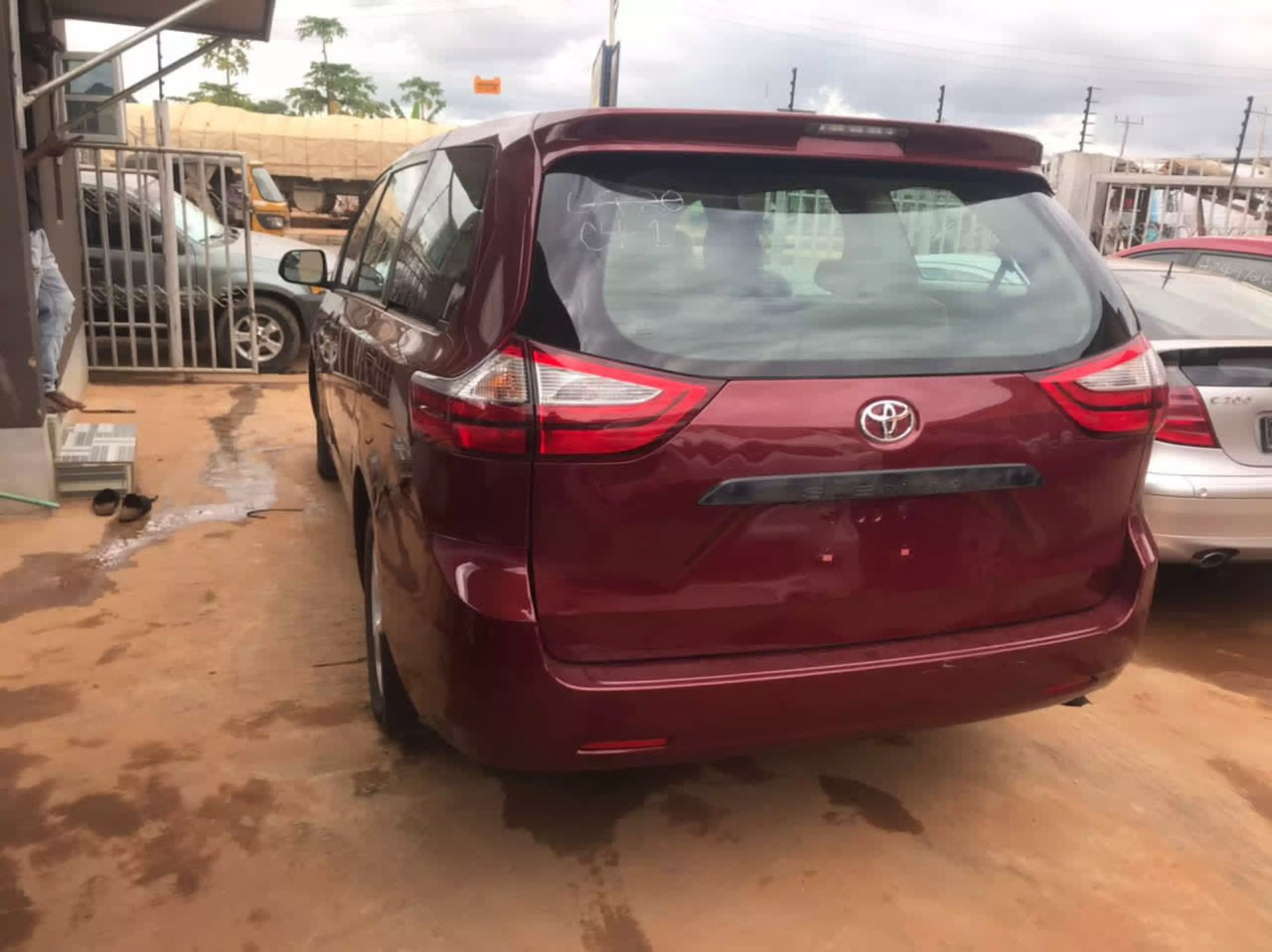 Toyota Sienna - 2015