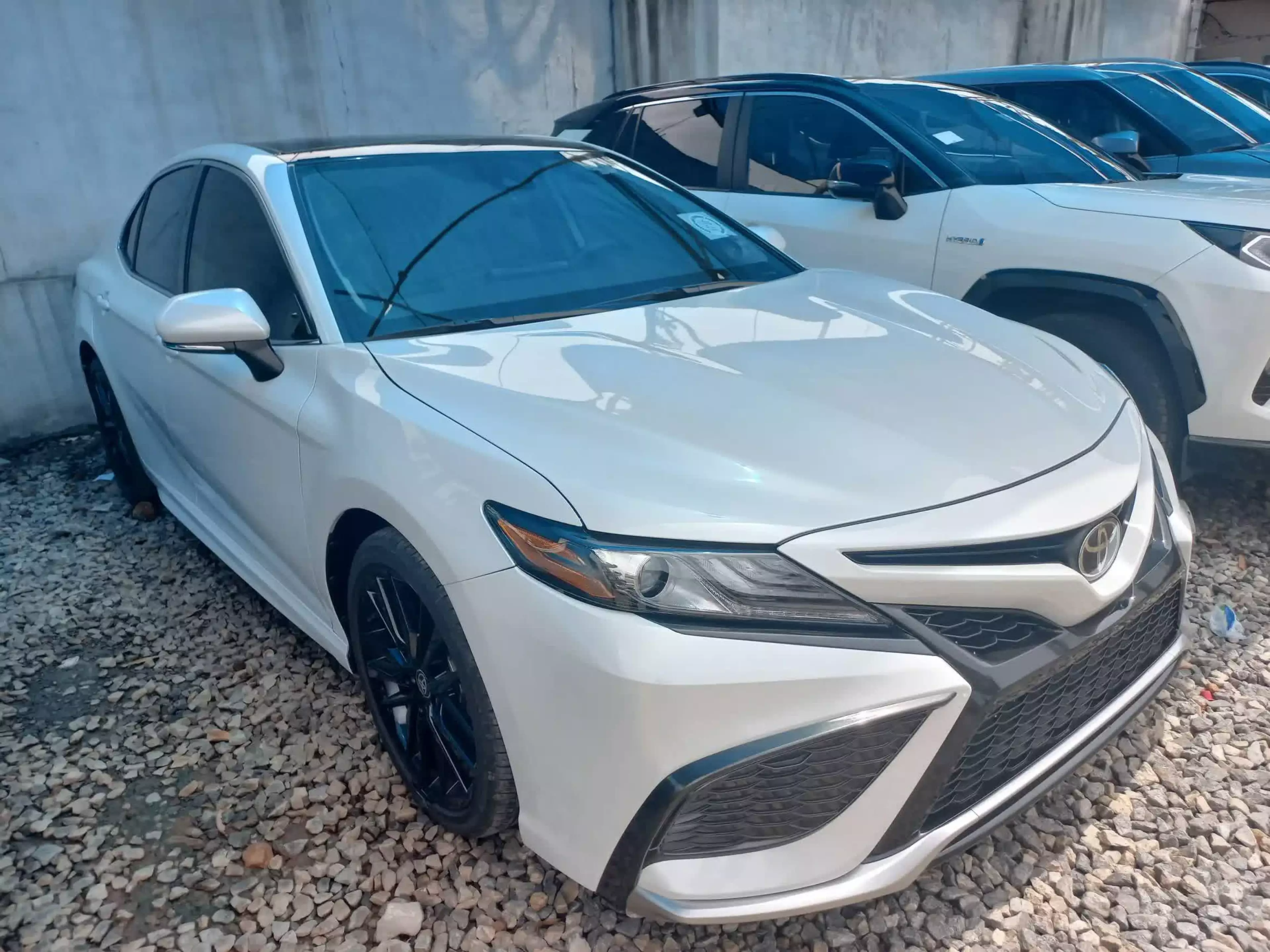 Toyota Camry - 2021