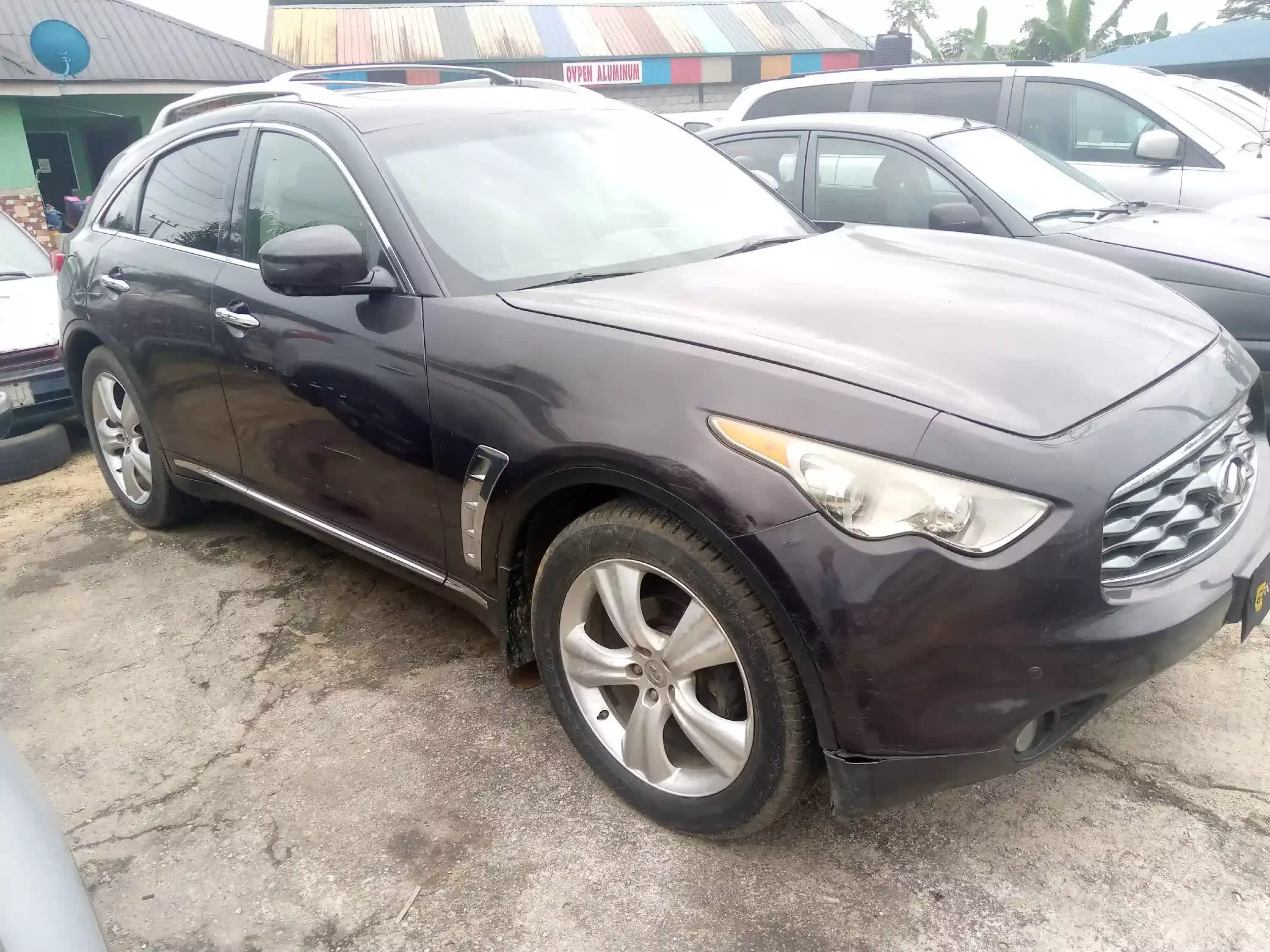 Infiniti FX 35 - 2011