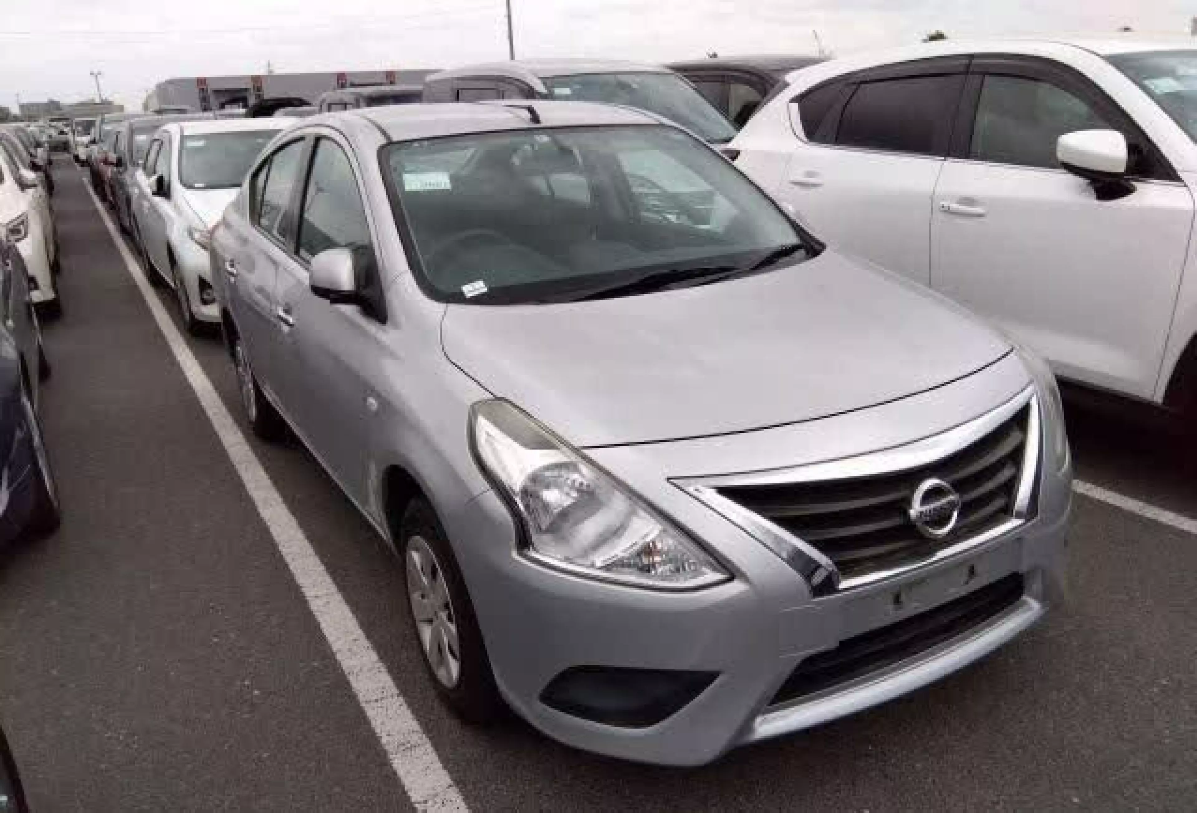 Nissan Latio - 2016