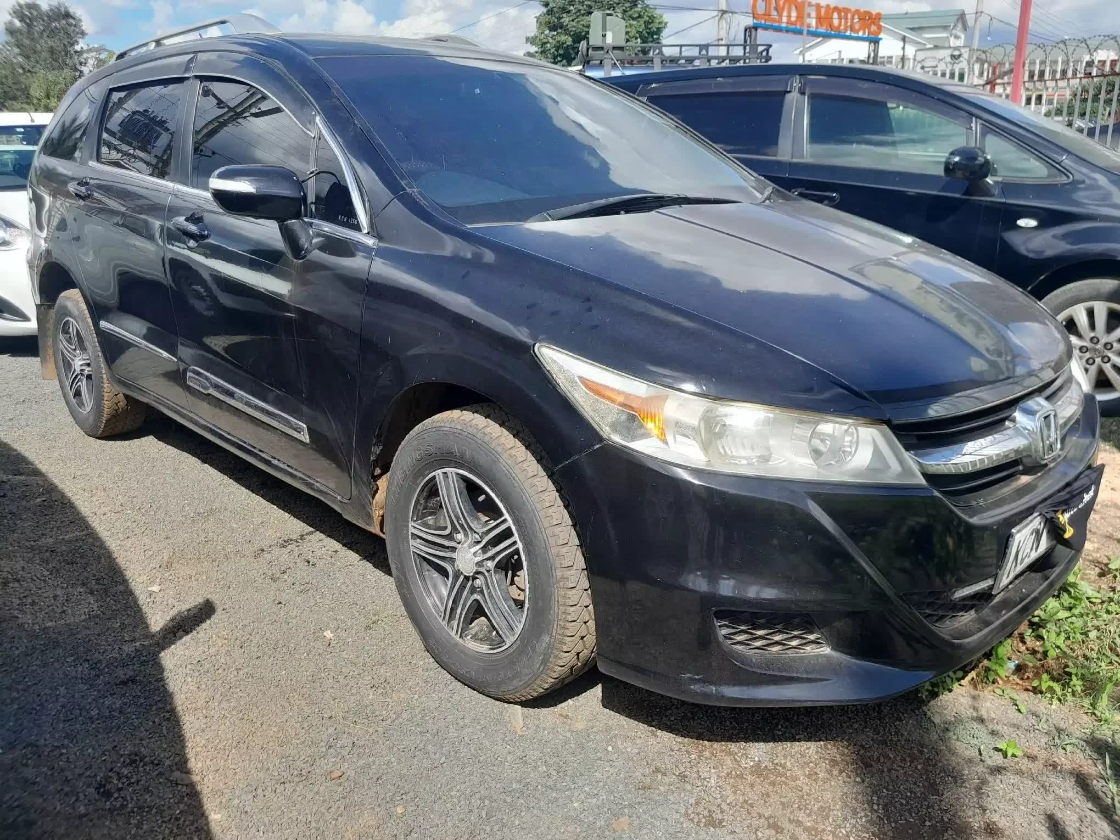 Honda Stream - 2010
