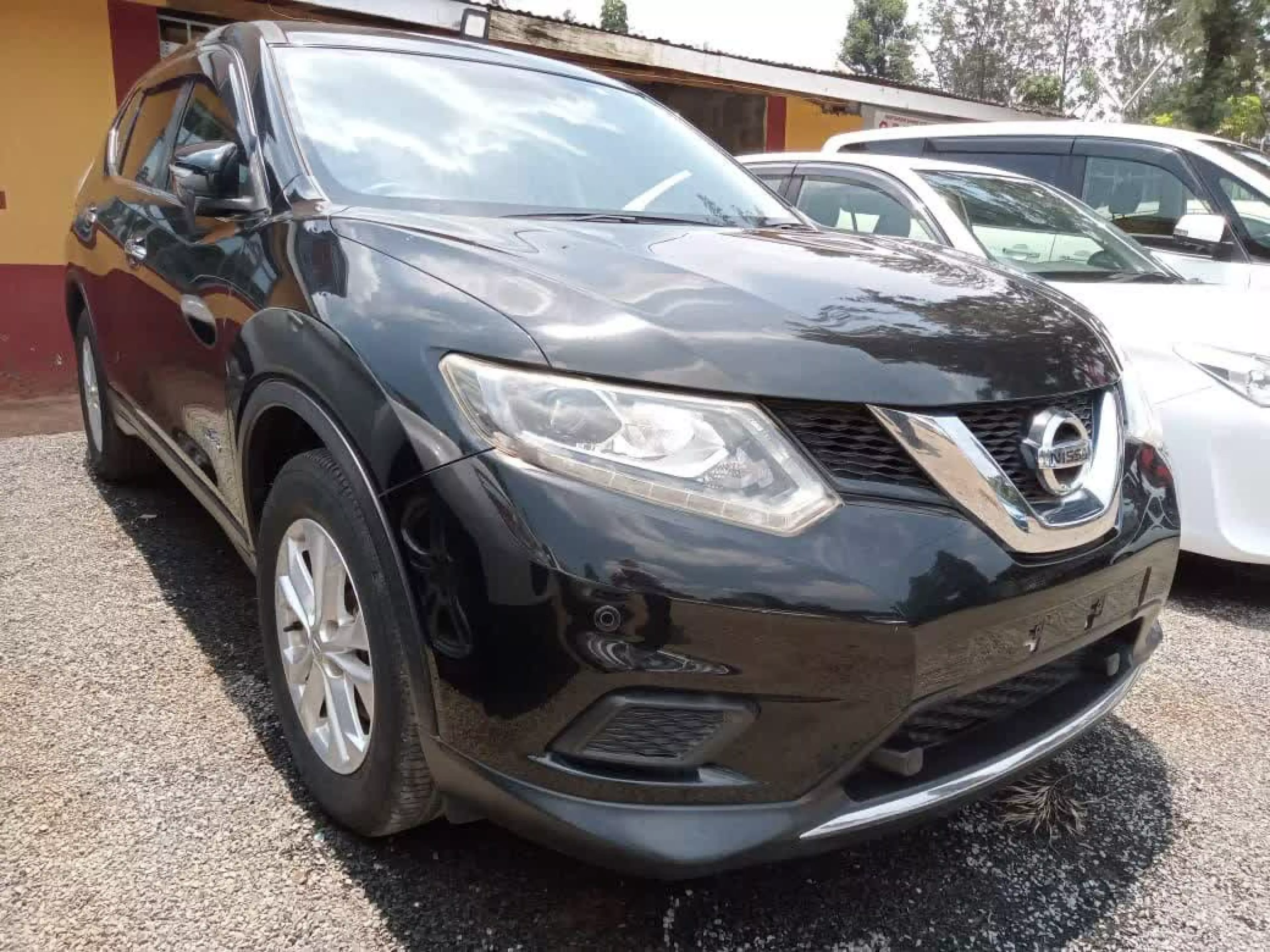 Nissan X- trail - 2015