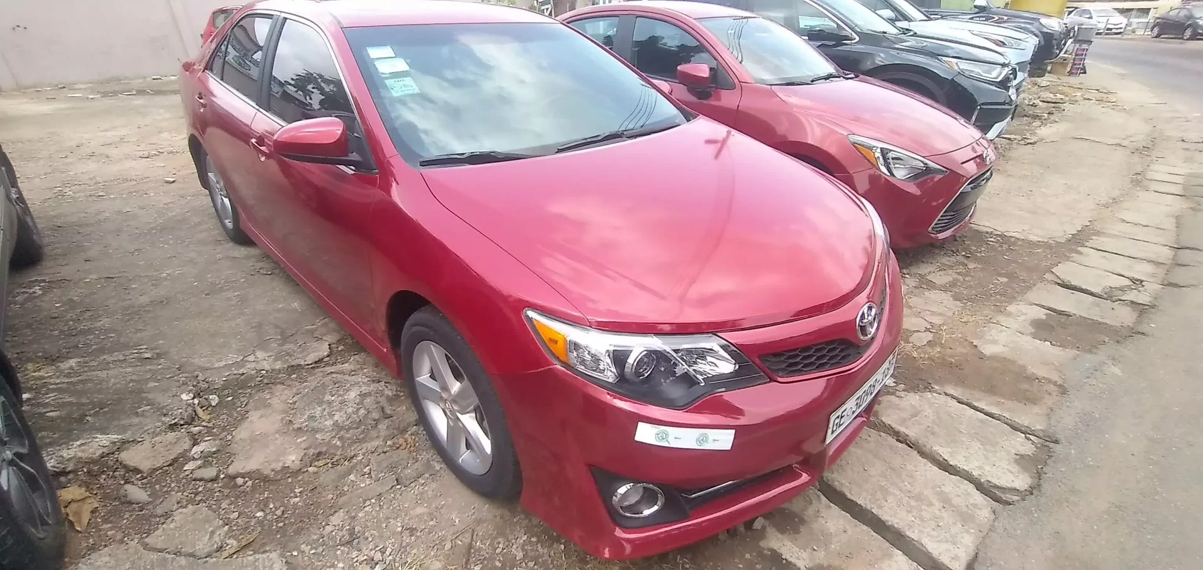 Toyota Camry - 2014